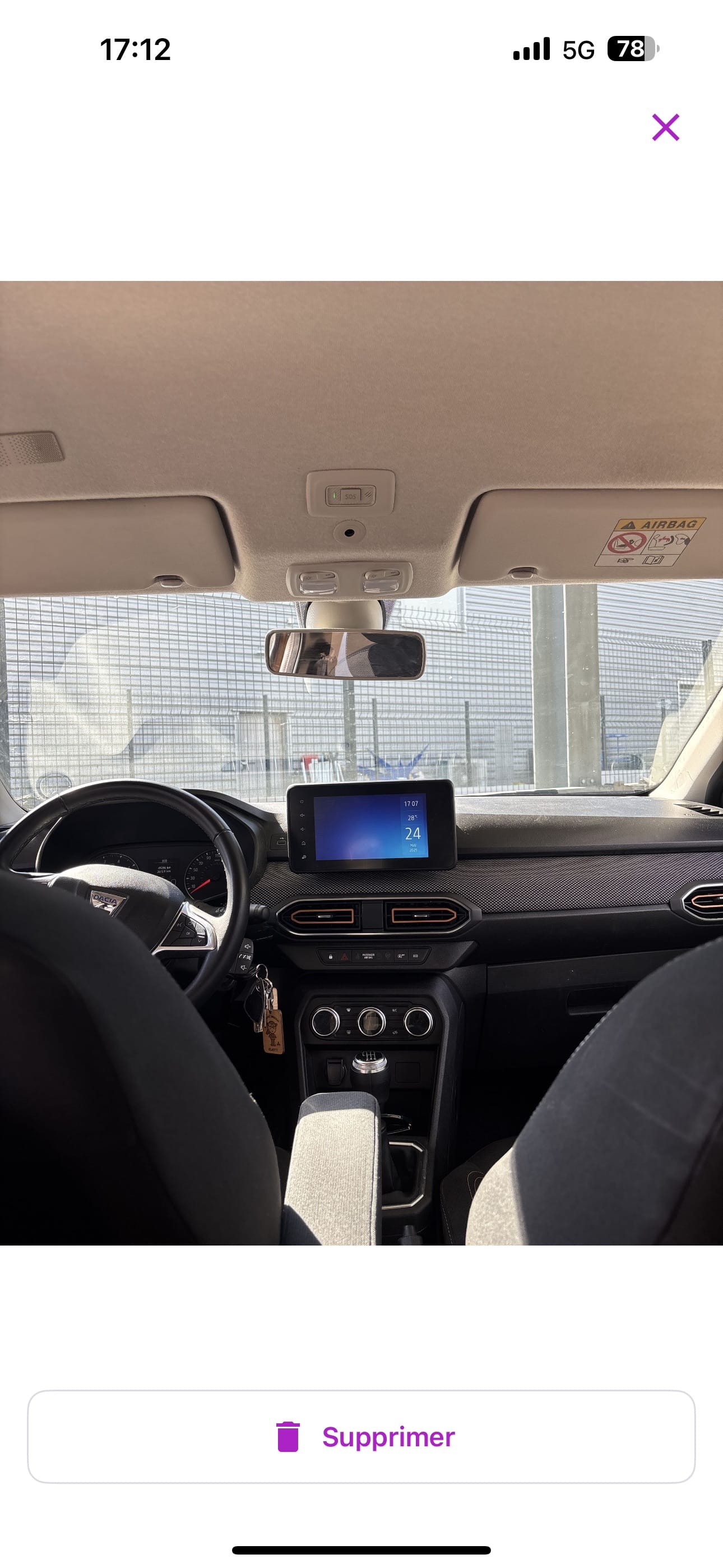 Dacia Sandero avec Siège bébé