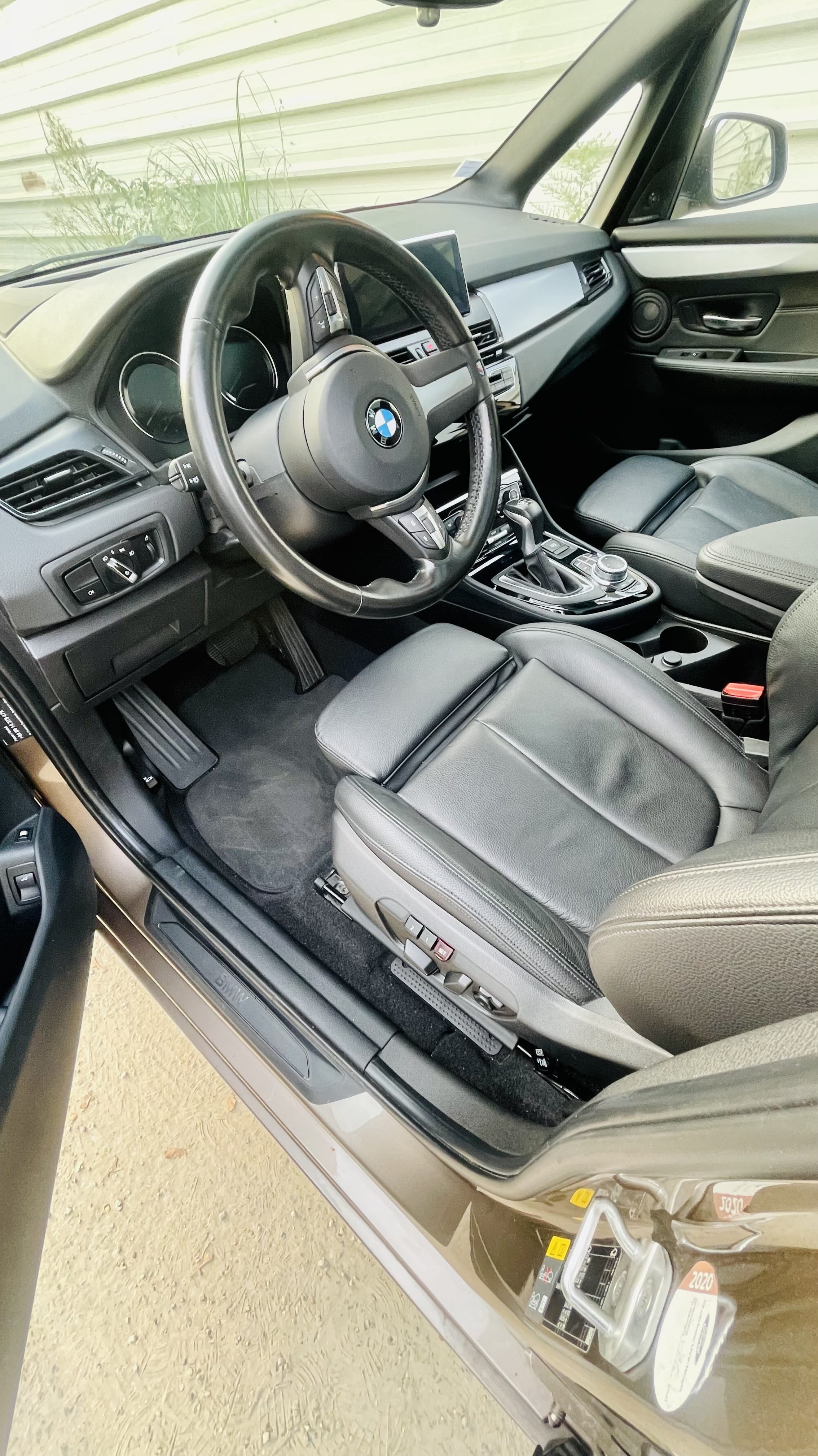 BMW  225xe Active Tourer avec Audio Bluetooth