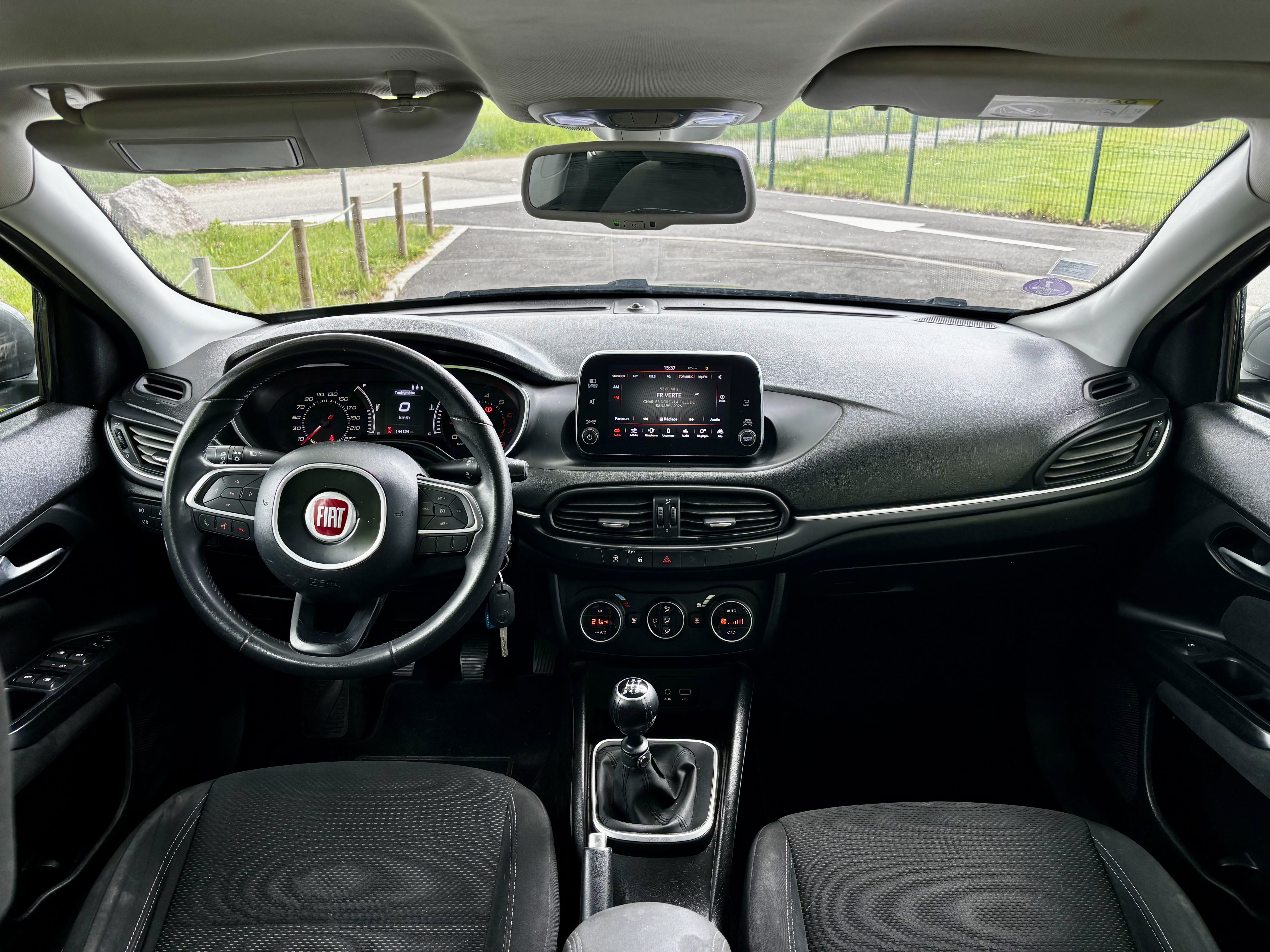 Fiat Tipo avec Siège bébé