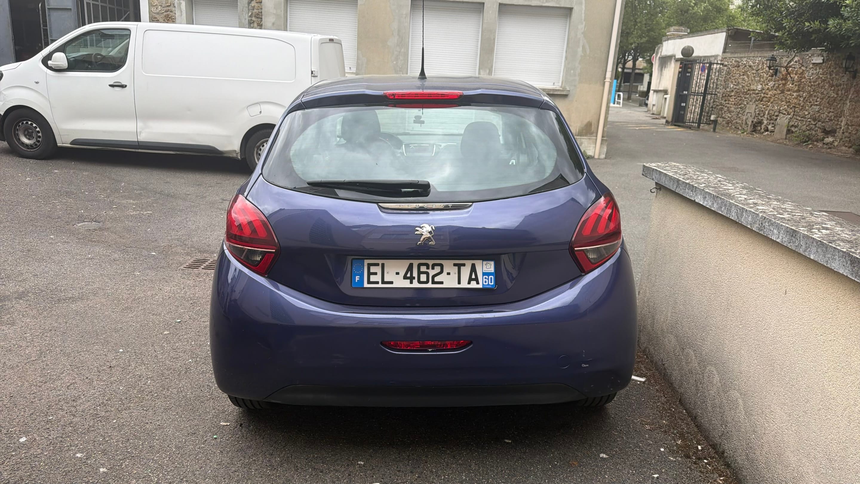 Peugeot 208 avec GPS