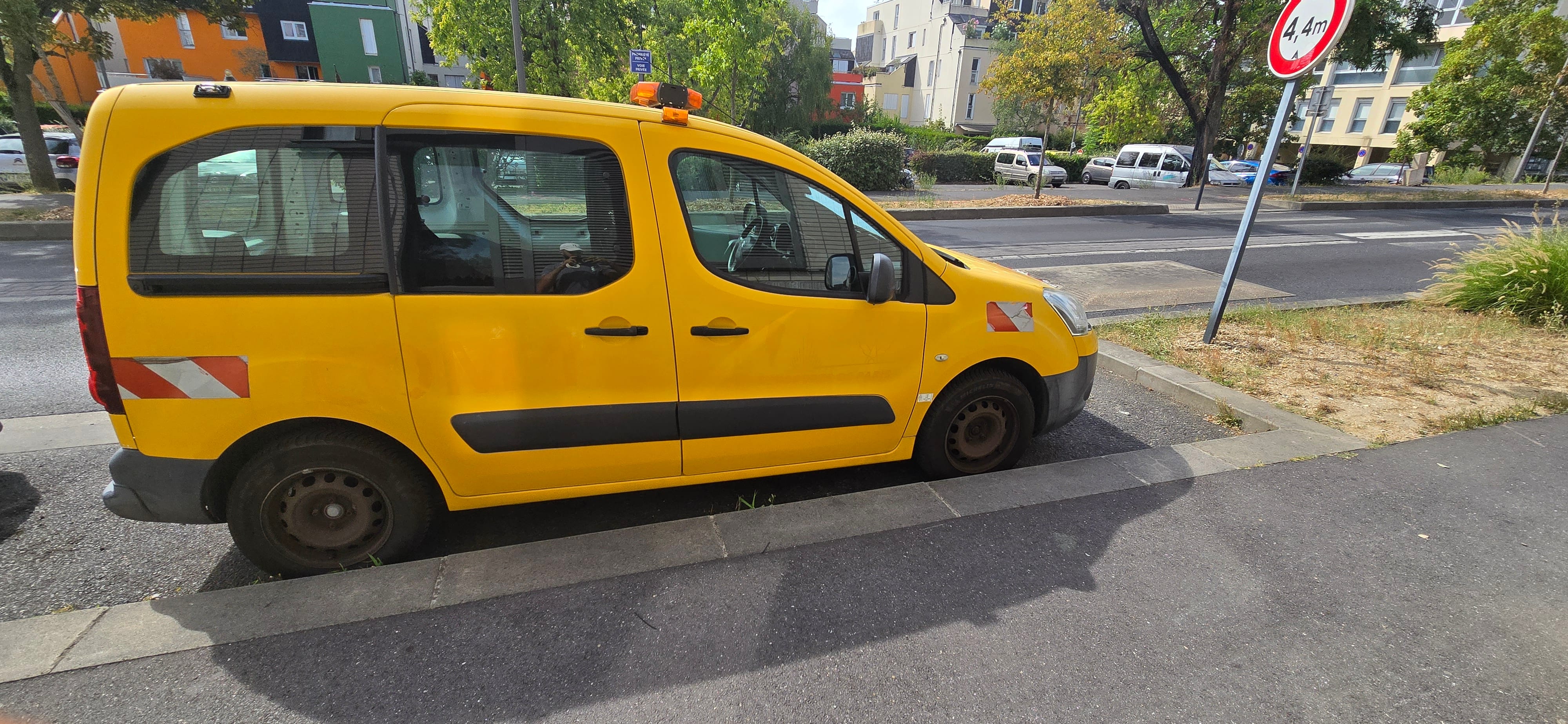 Citroen Berlingo avec Climatisation