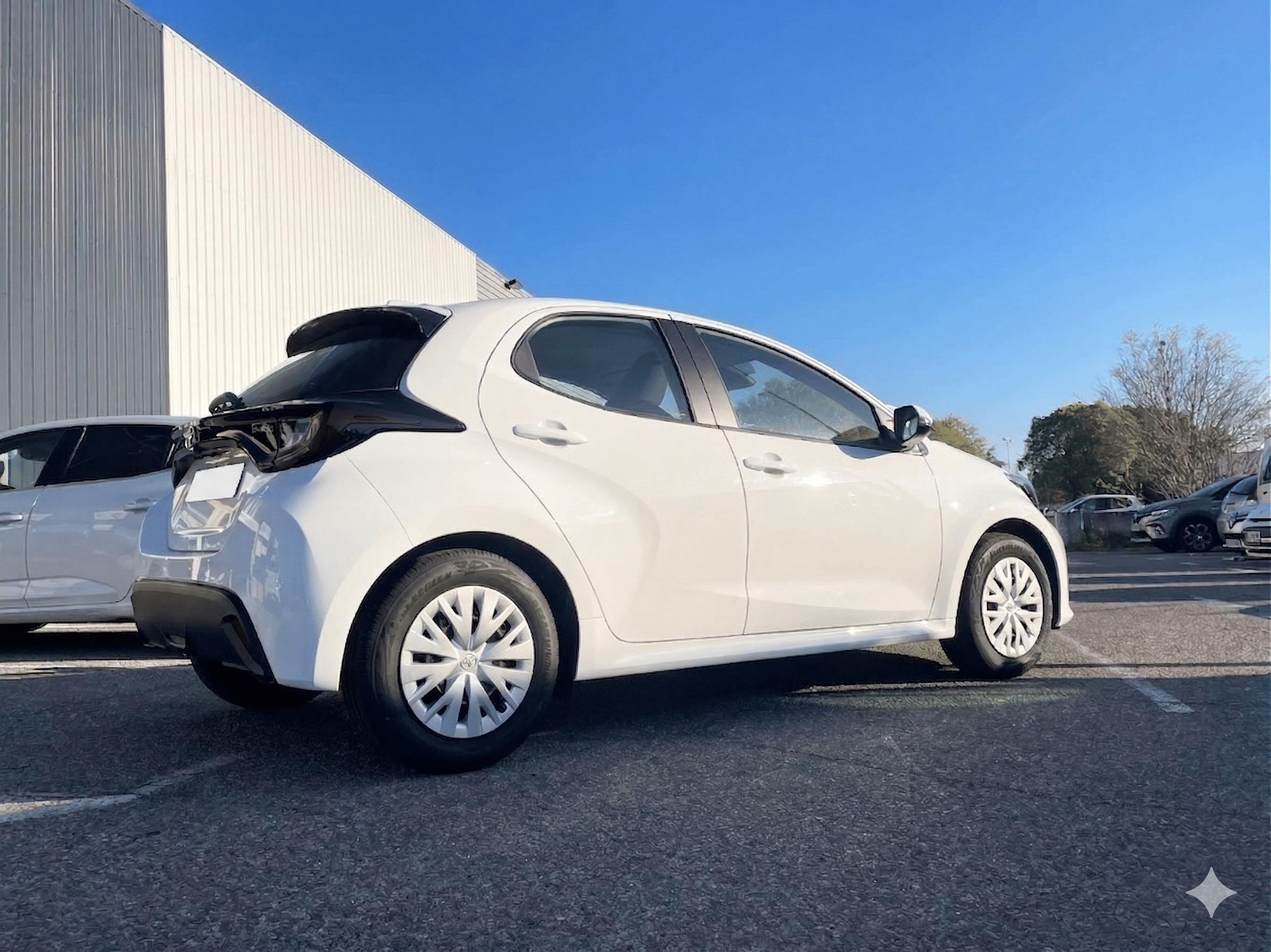 Toyota Yaris Hybride Ess BV auto HJ143VN avec Caméra de recul