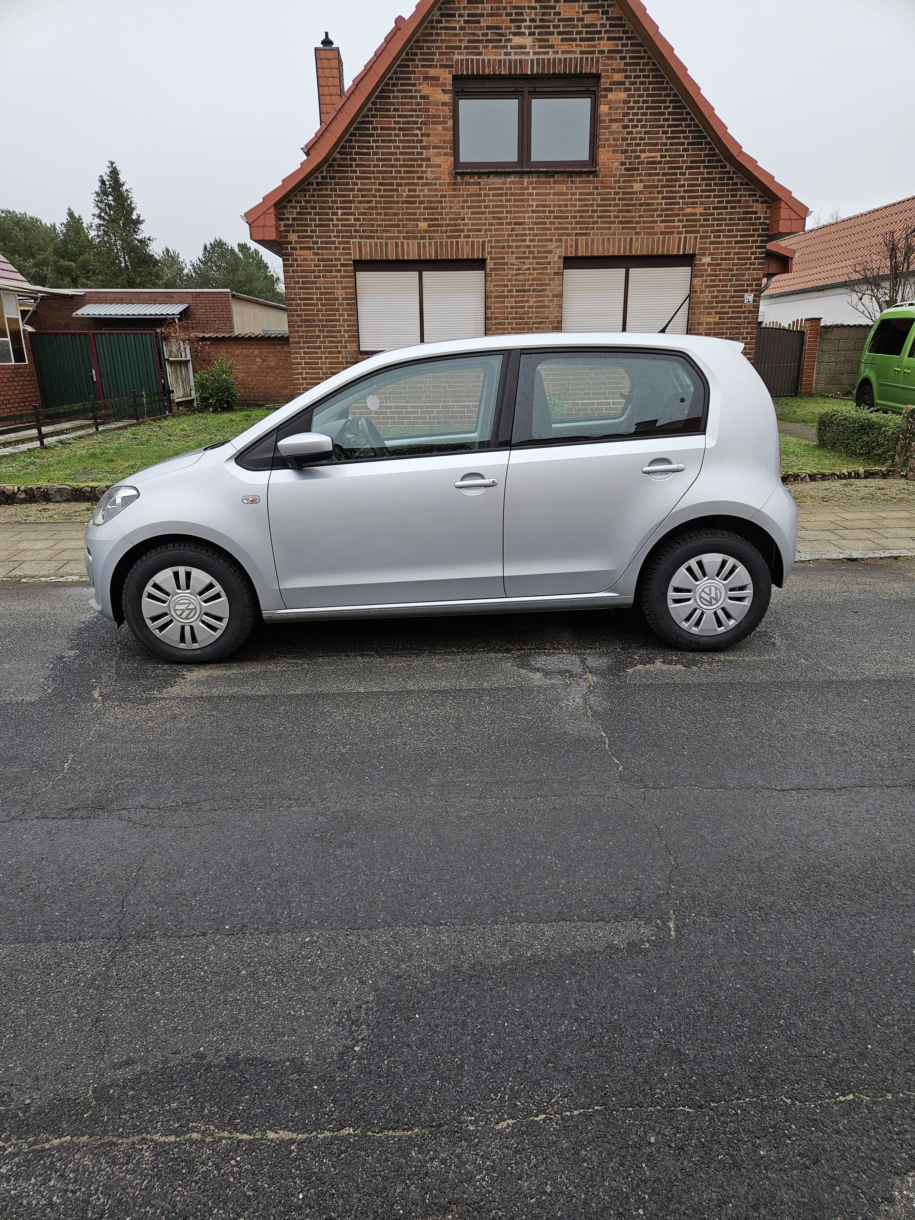 Volkswagen Up! CNG mit Klimaanlage