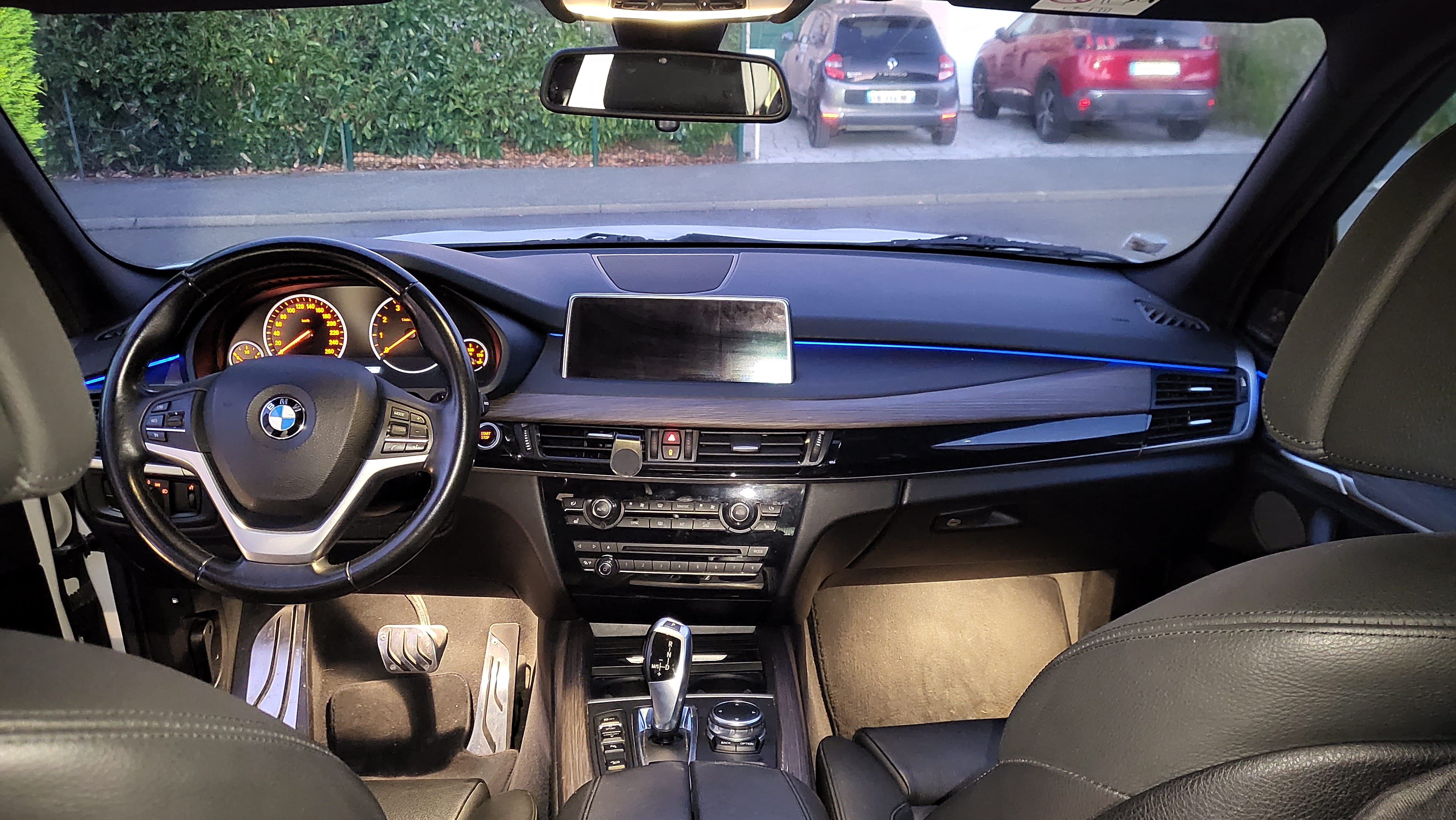 BMW X5 xDrive40e avec Coffre de toit