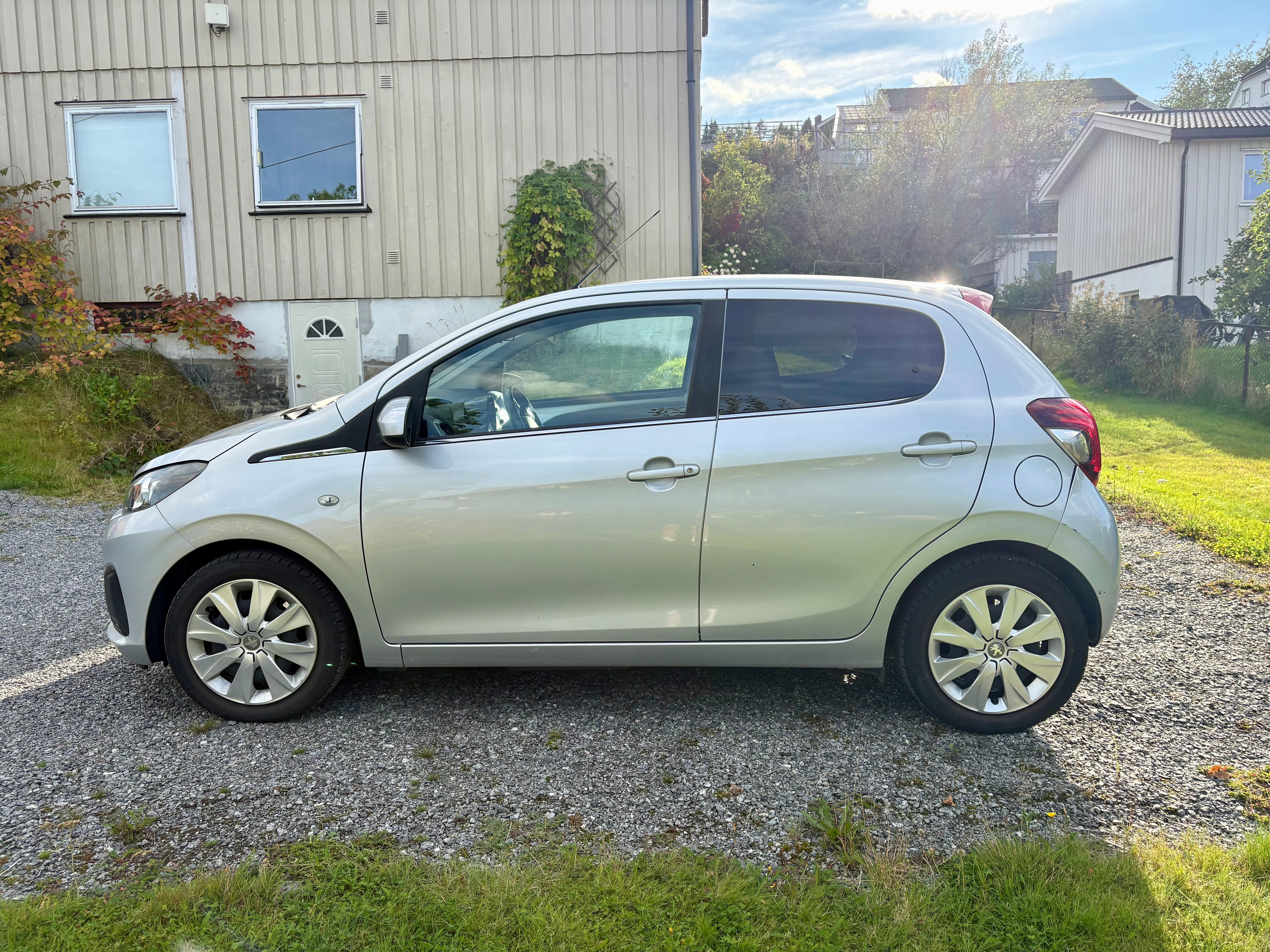 Peugeot 108 med Aircondition