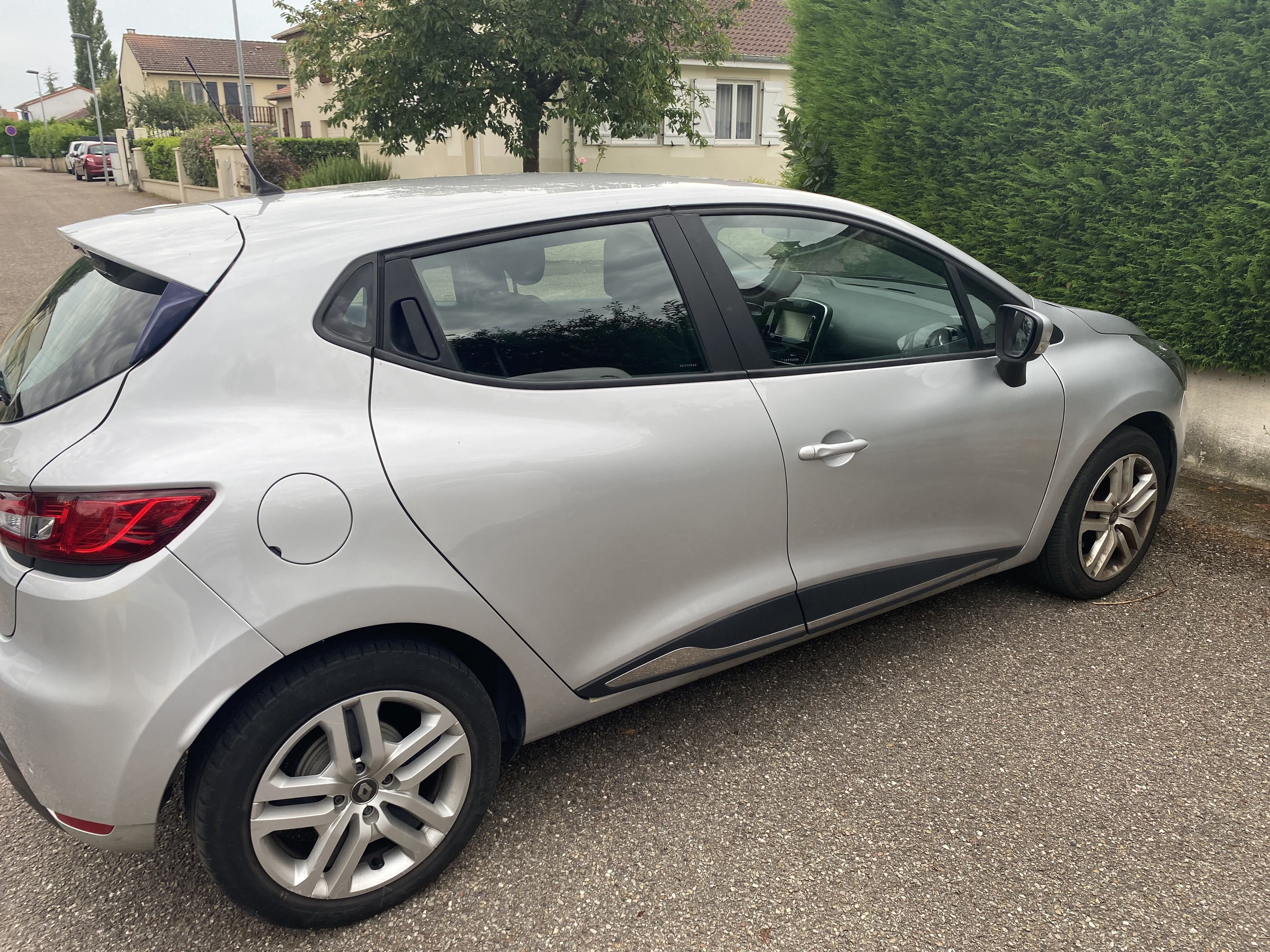 Renault Clio avec Climatisation
