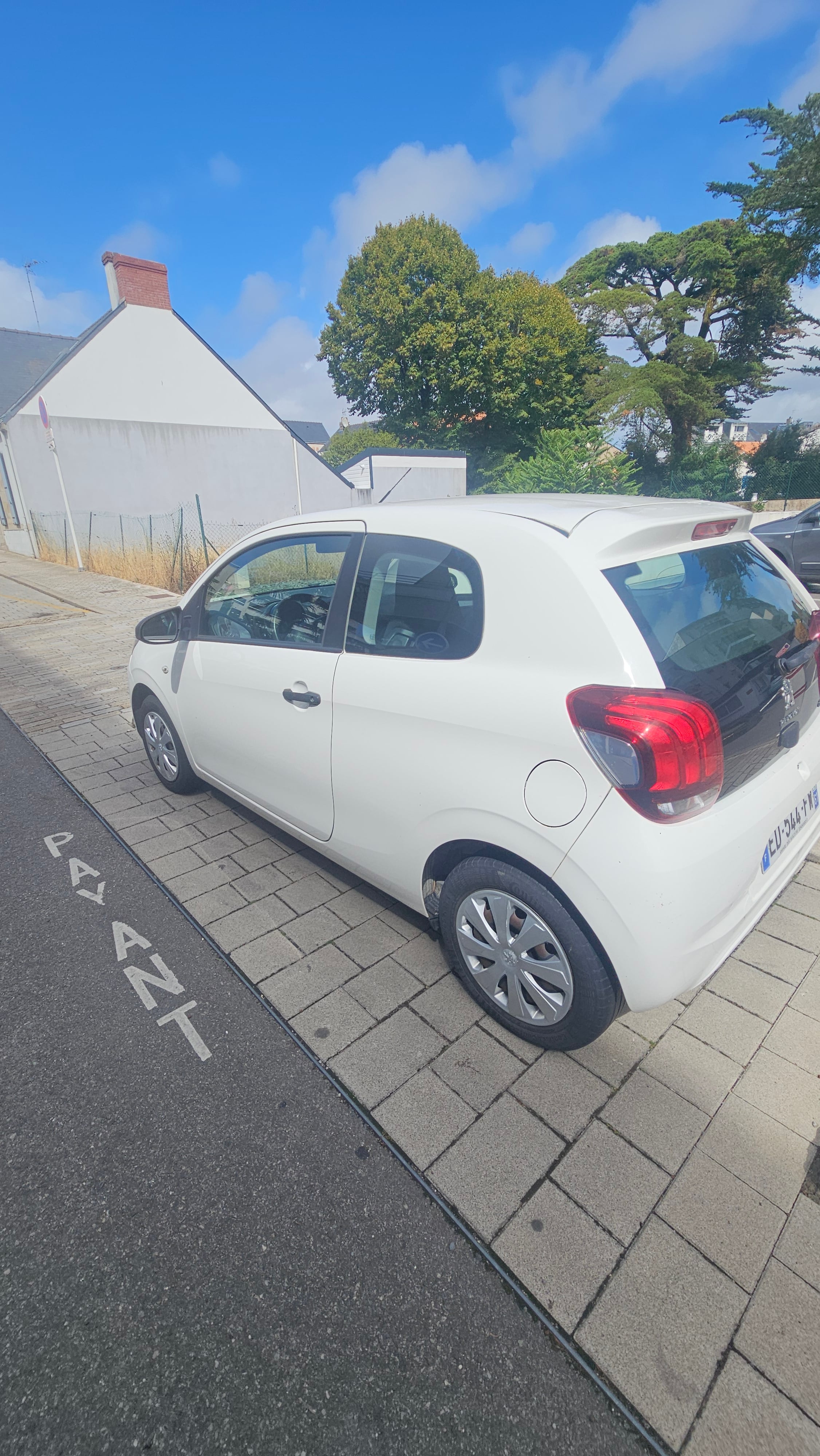 Peugeot 108 avec Autoradio