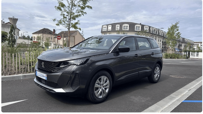 Peugeot 5008, 2024, Essence 98, automatique, 7 places