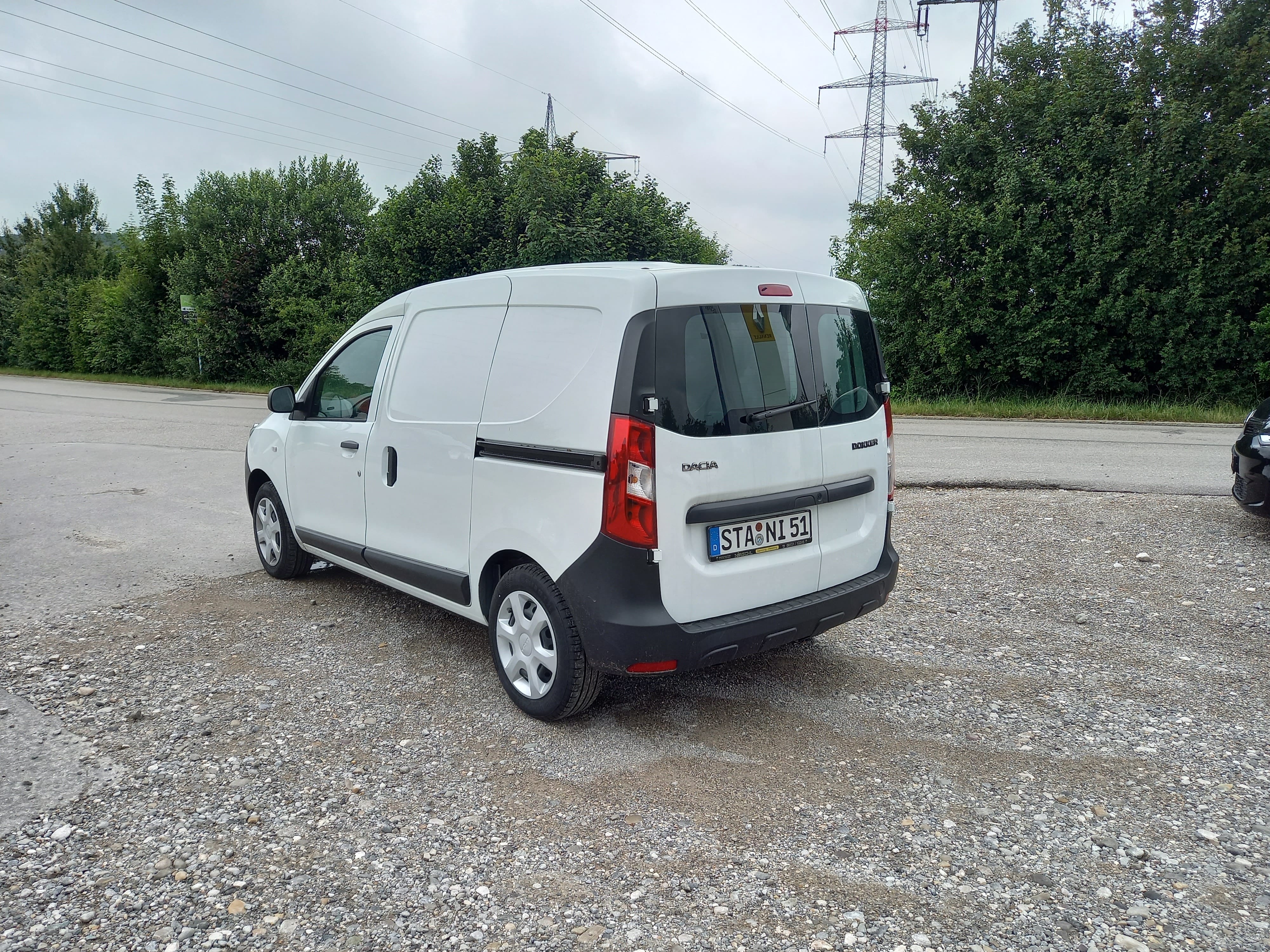 Dacia Dokker Van STA-NI 51 mit Klimaanlage