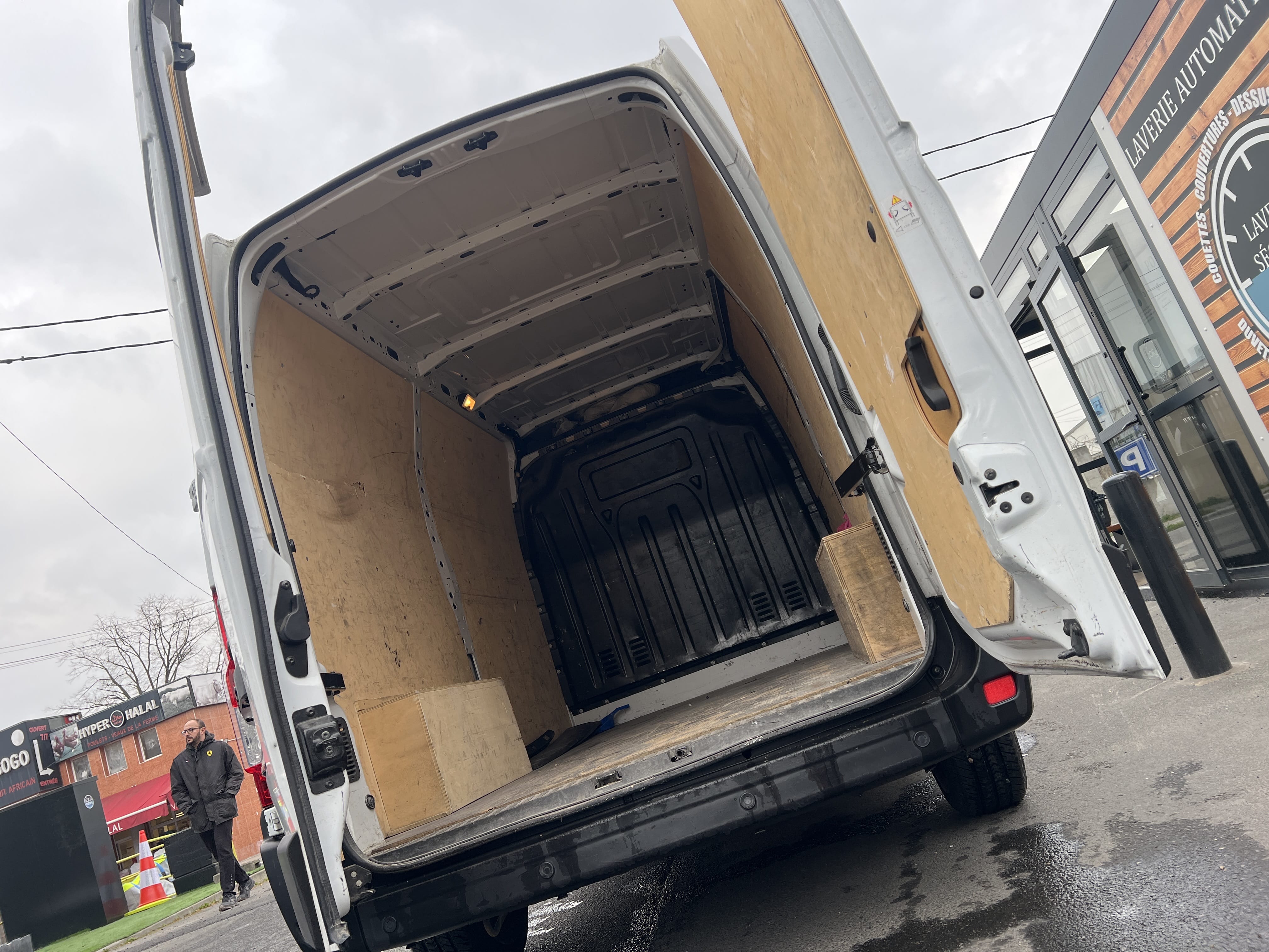Renault Master met Bluetooth audio