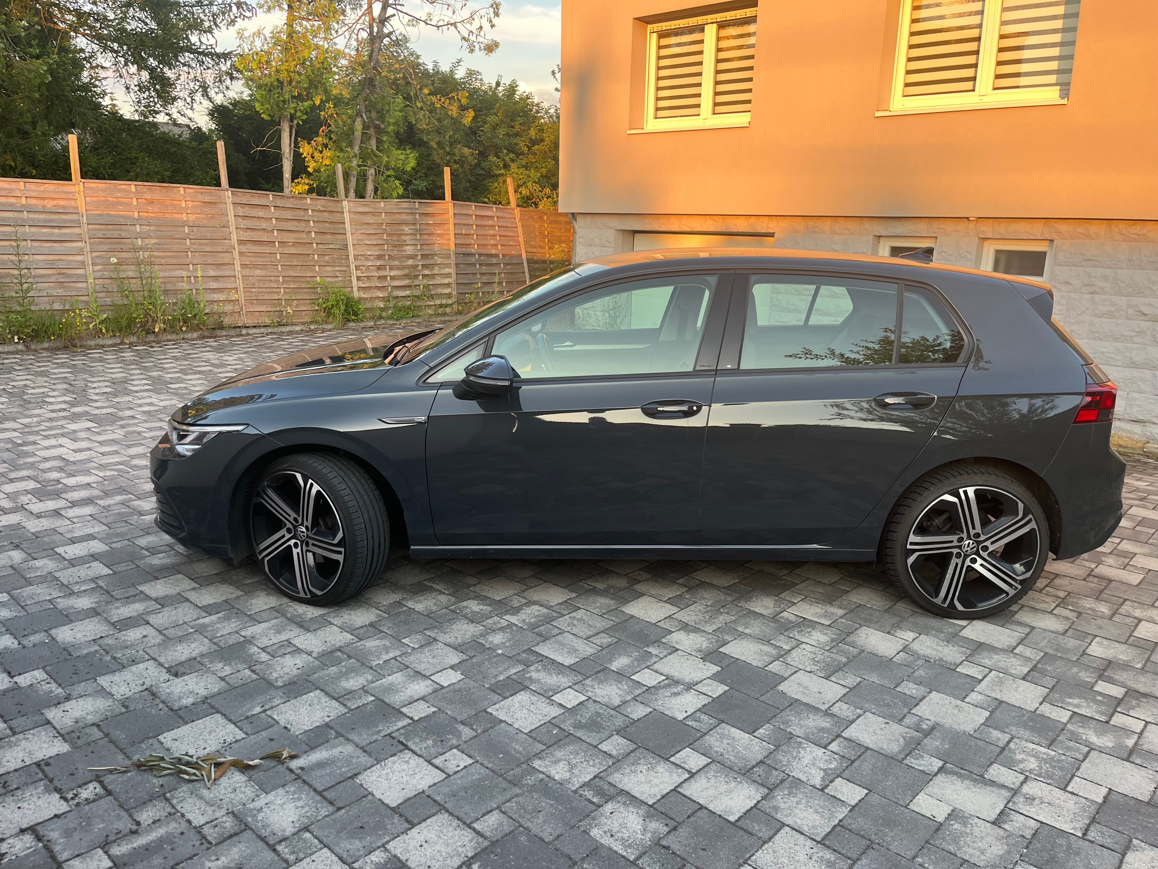 Volkswagen Golf avec Climatisation