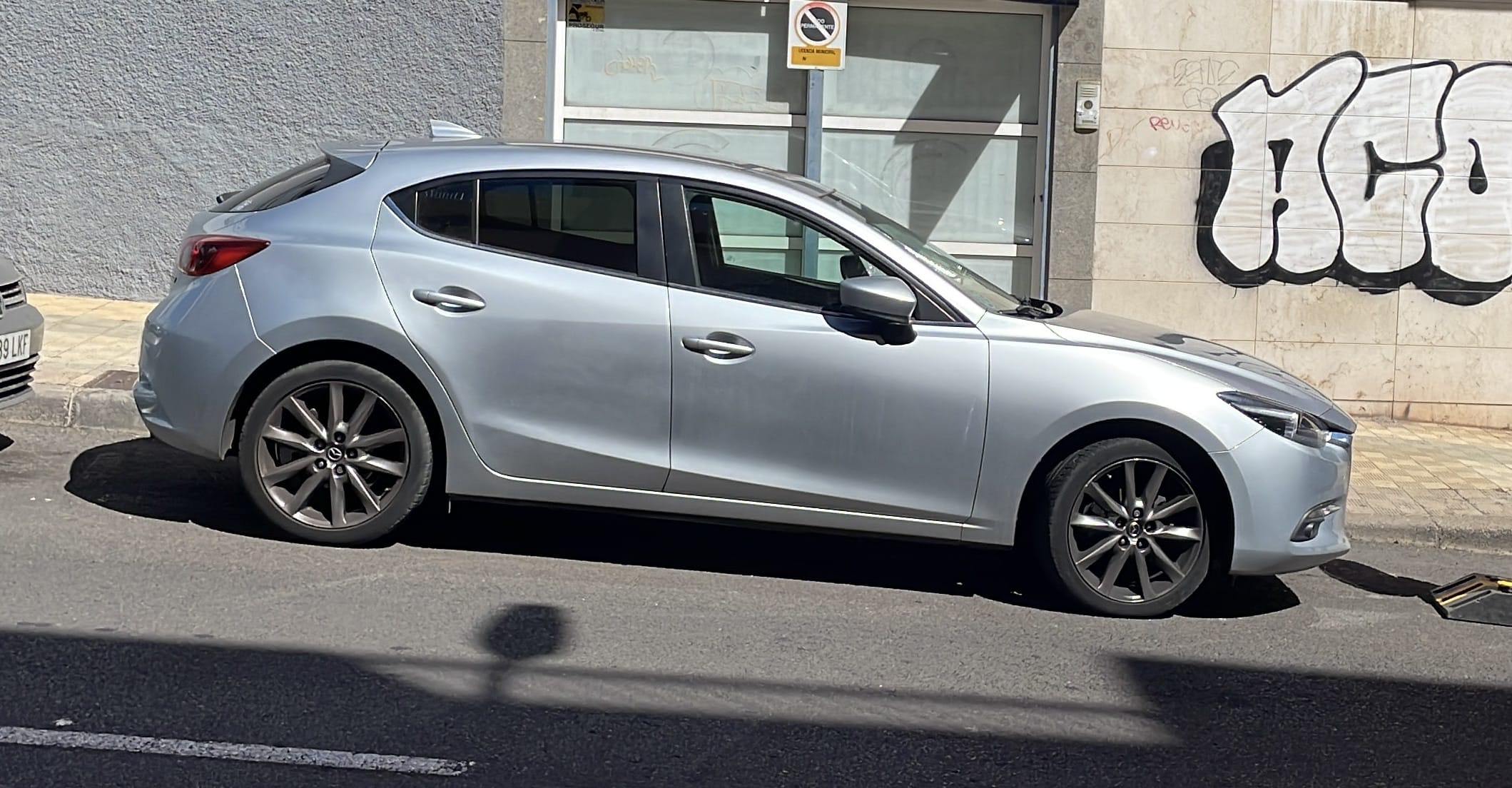 Mazda 3 2.0 Skyactiv con Aire acondicionado