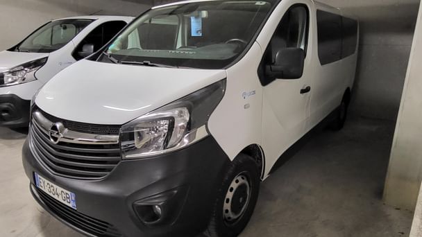 Opel Vivaro Combi Minibus 9places.Version allongée avec grand coffre, 2017, Diesel, 9 places et plus