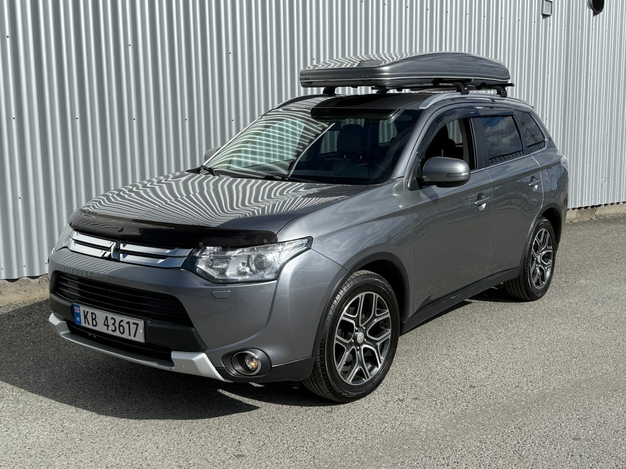 Mitsubishi Outlander 2.2 DI-D , 4X4 , 7 Seter, Automat, skiboks, adaptiv cruise, ryggekamera., 2014, Diesel, automatisk, 7 seter