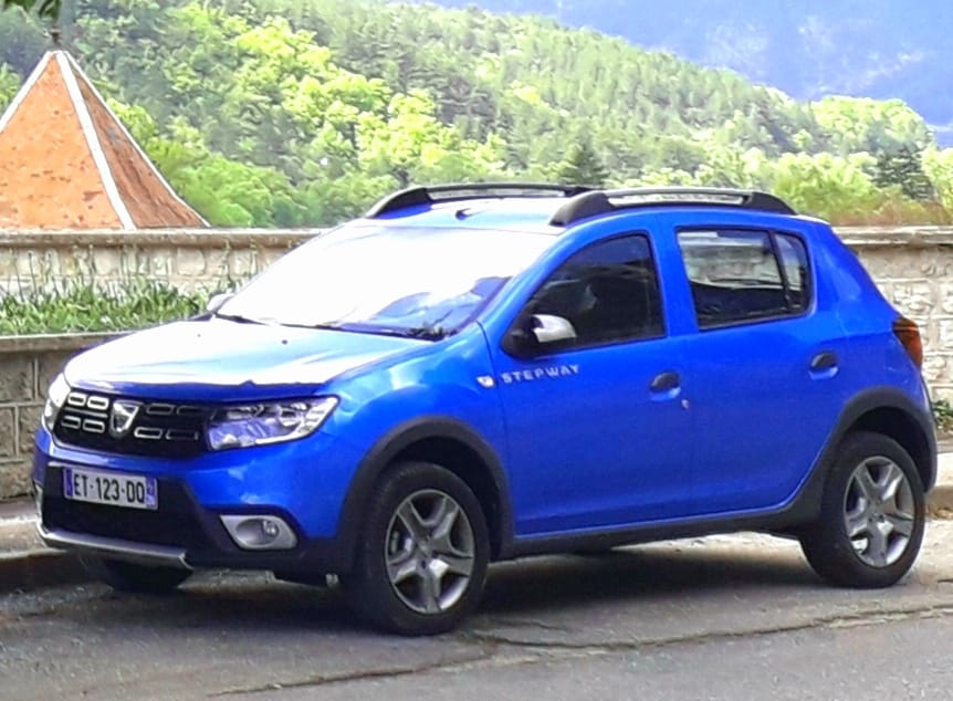 Dacia Sandero Stepway Essence avec Pneus neige