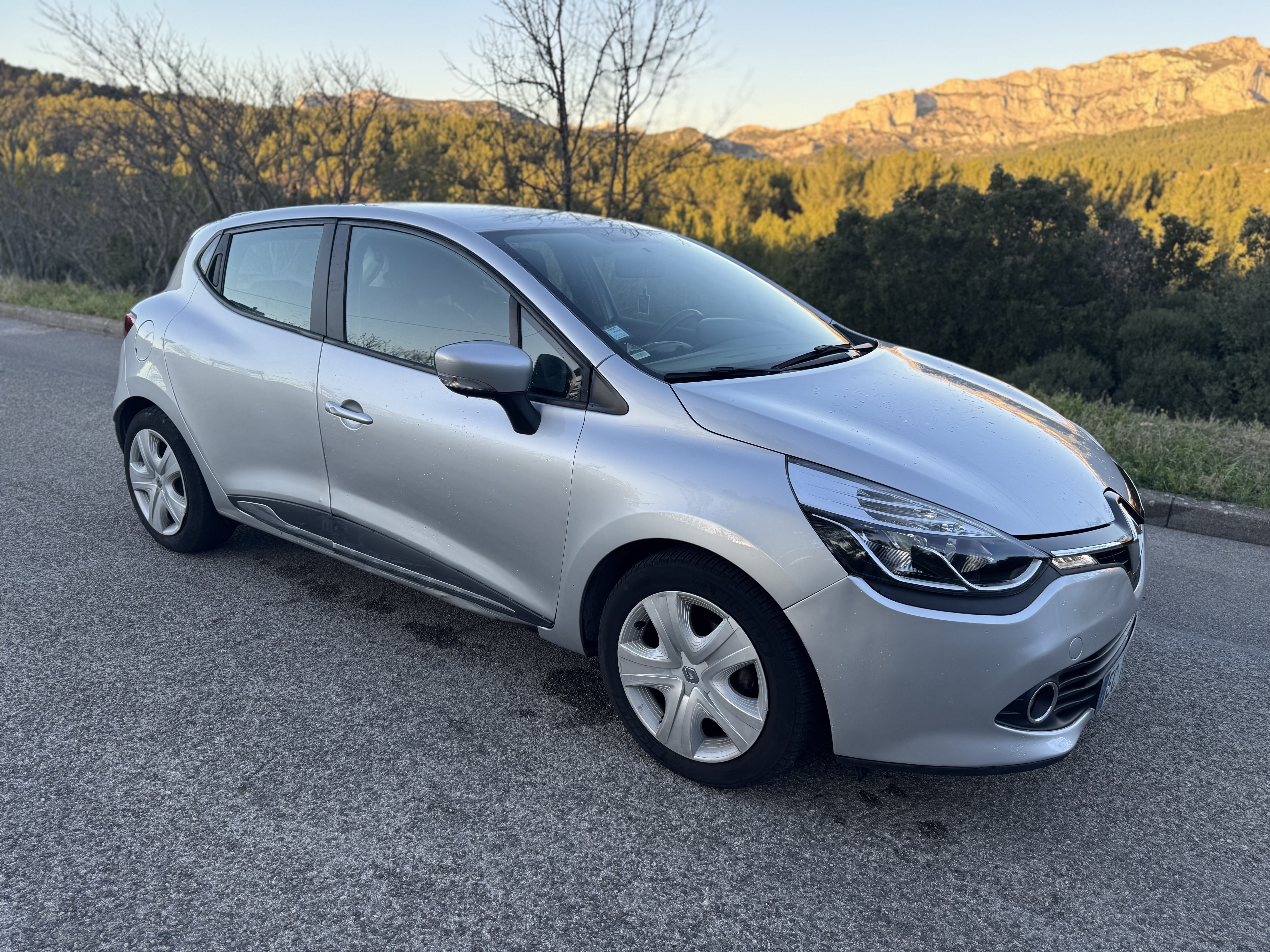 Renault Clio with Baby seat