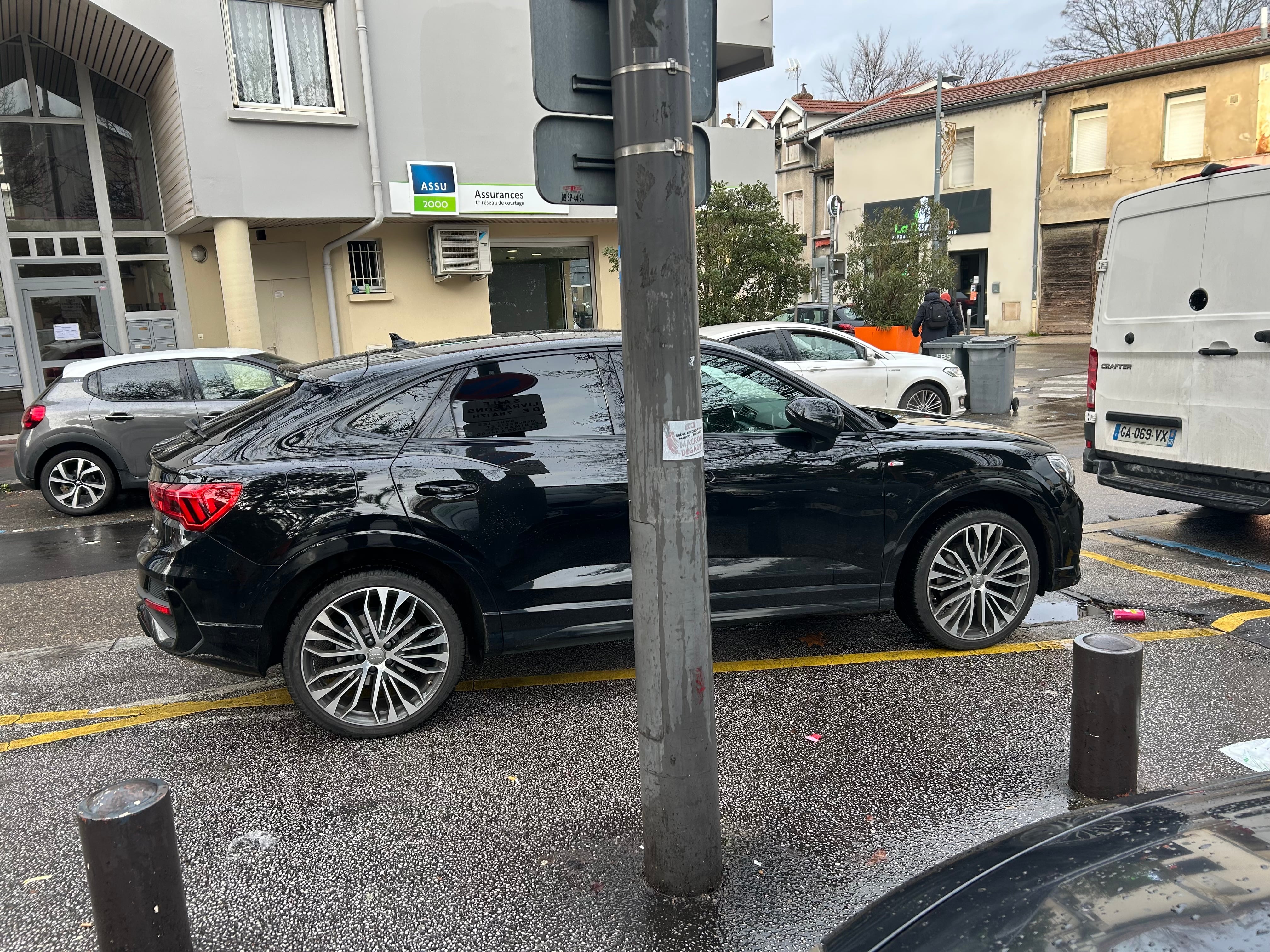 Audi Q3 Sportback avec Climatisation