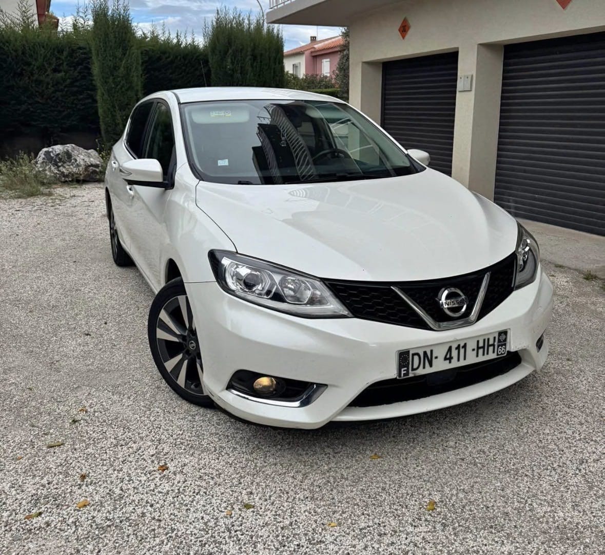 Nissan Pulsar avec Climatisation