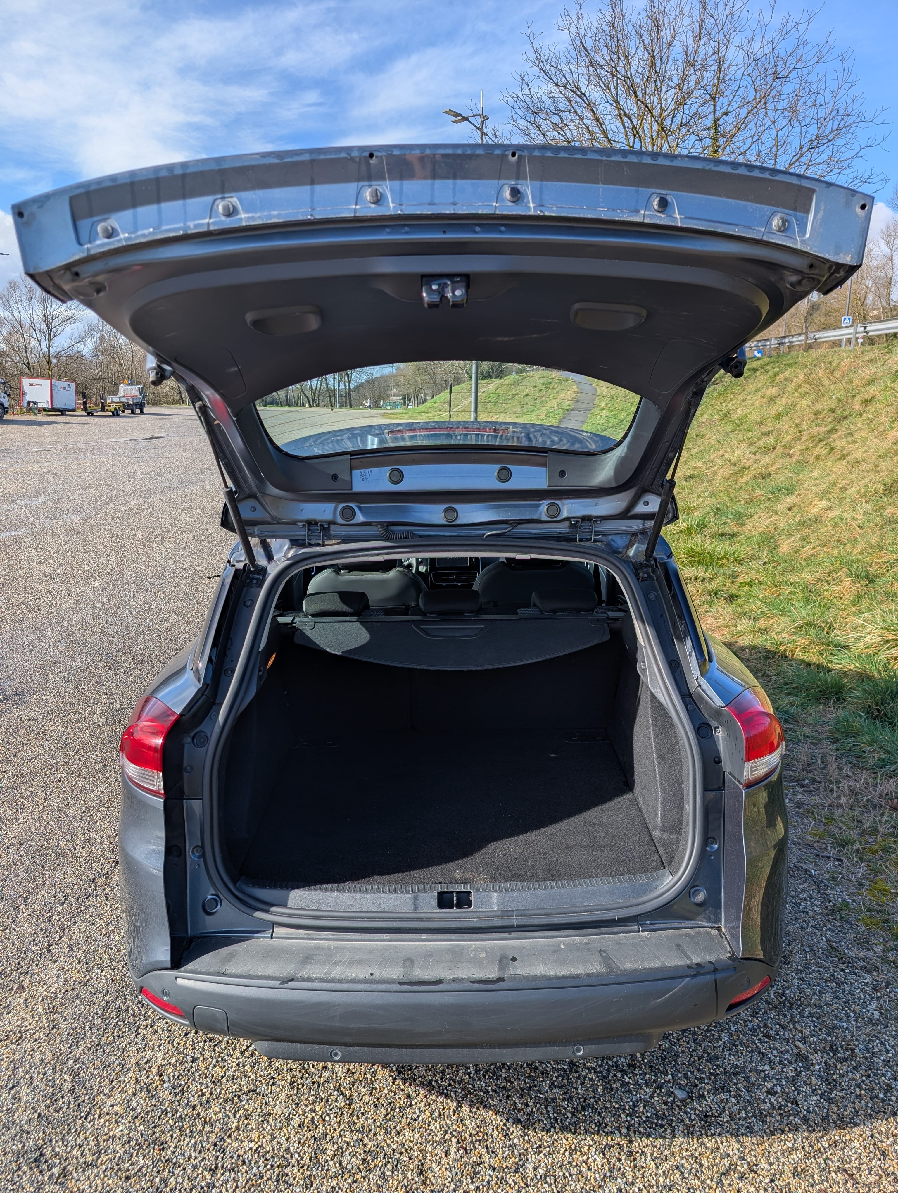 Renault Clio Estate Essence avec Pneus neige