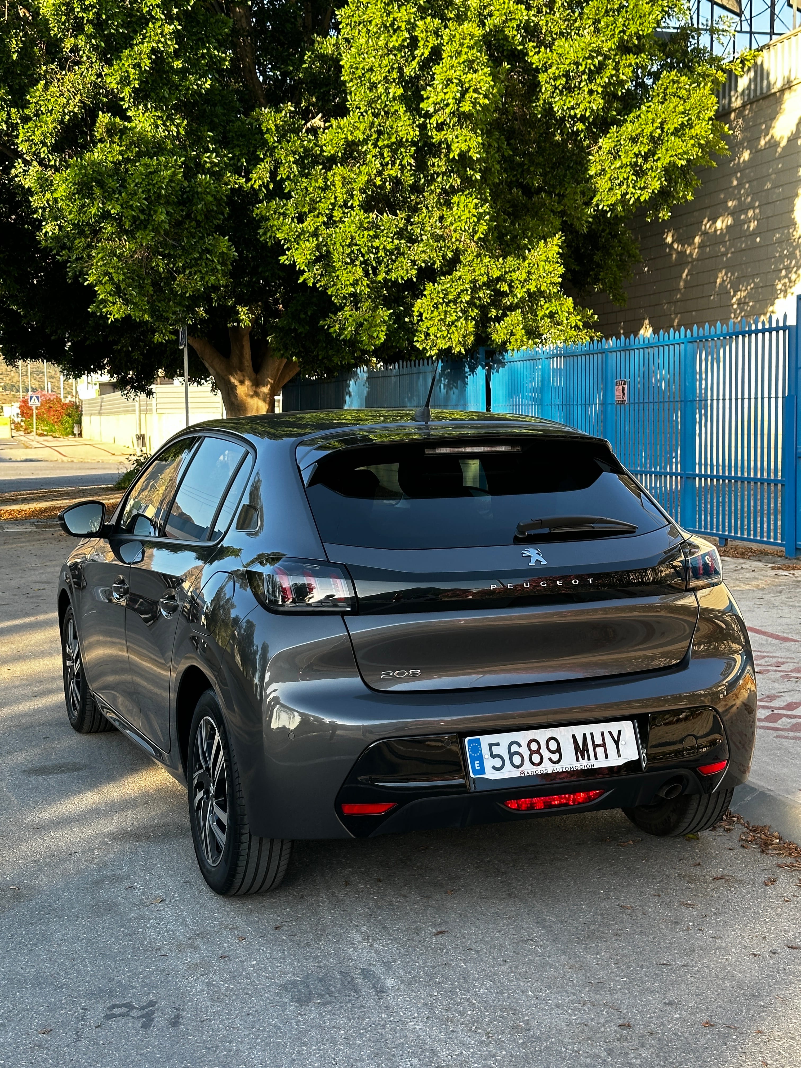 Peugeot 208 con Control de velocidad