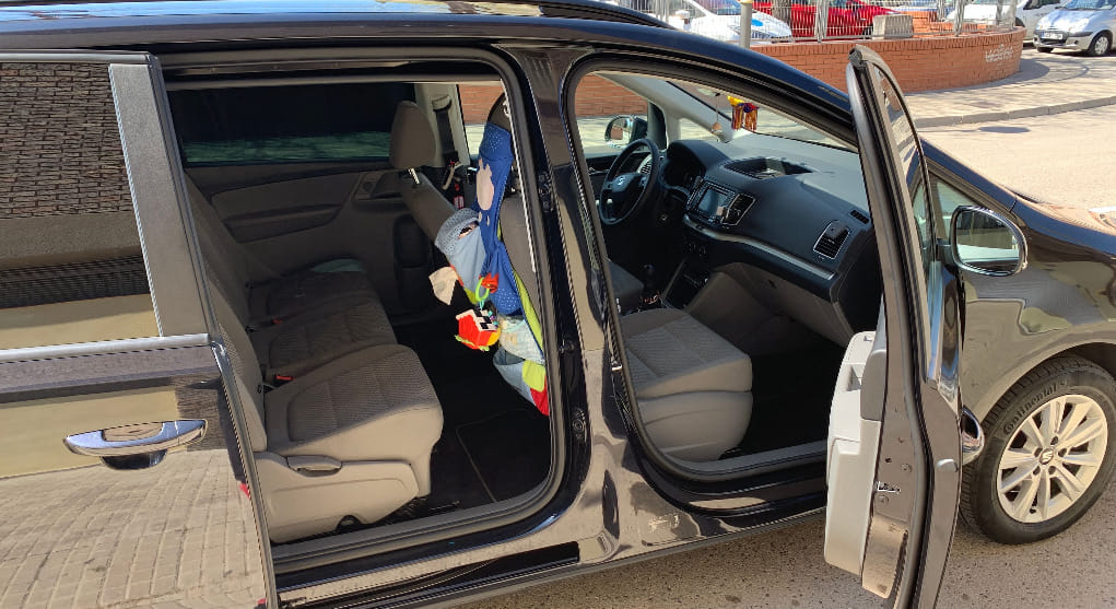 Seat Alhambra con Puertos de carga USB