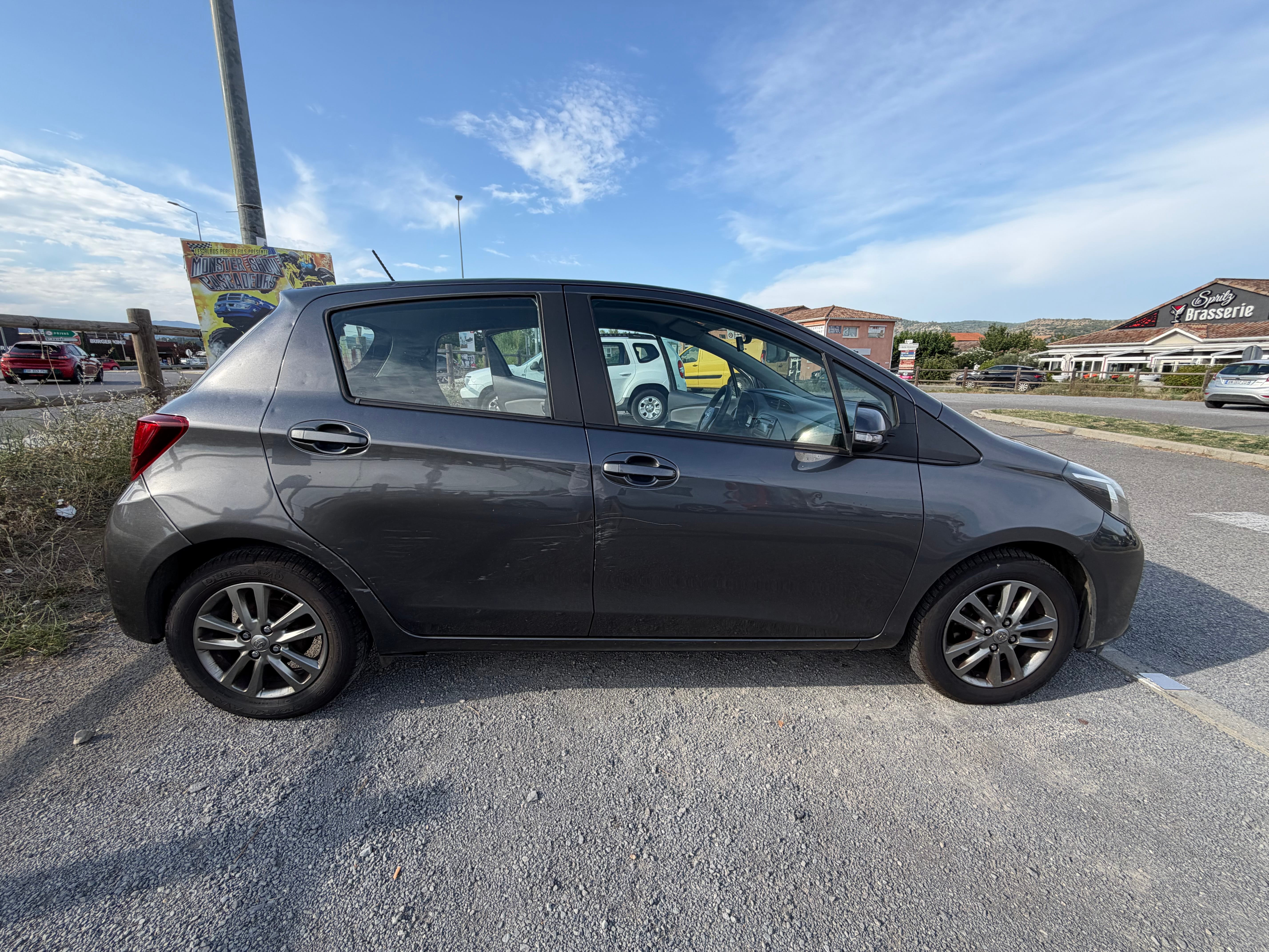 Toyota Yaris 1.0 avec Entrée audio / iPod