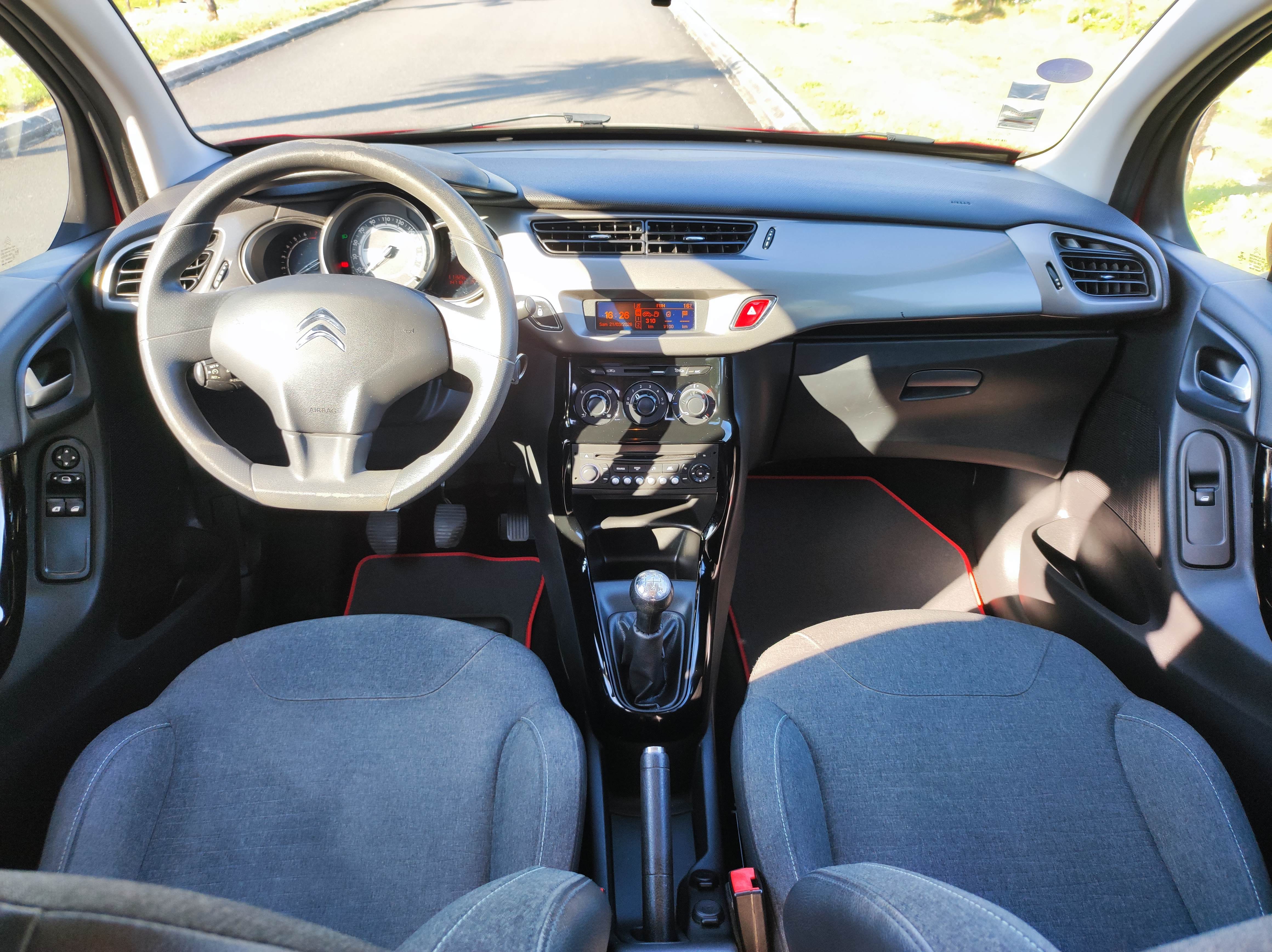 Citroen C3 fiable et économique avec Siège bébé
