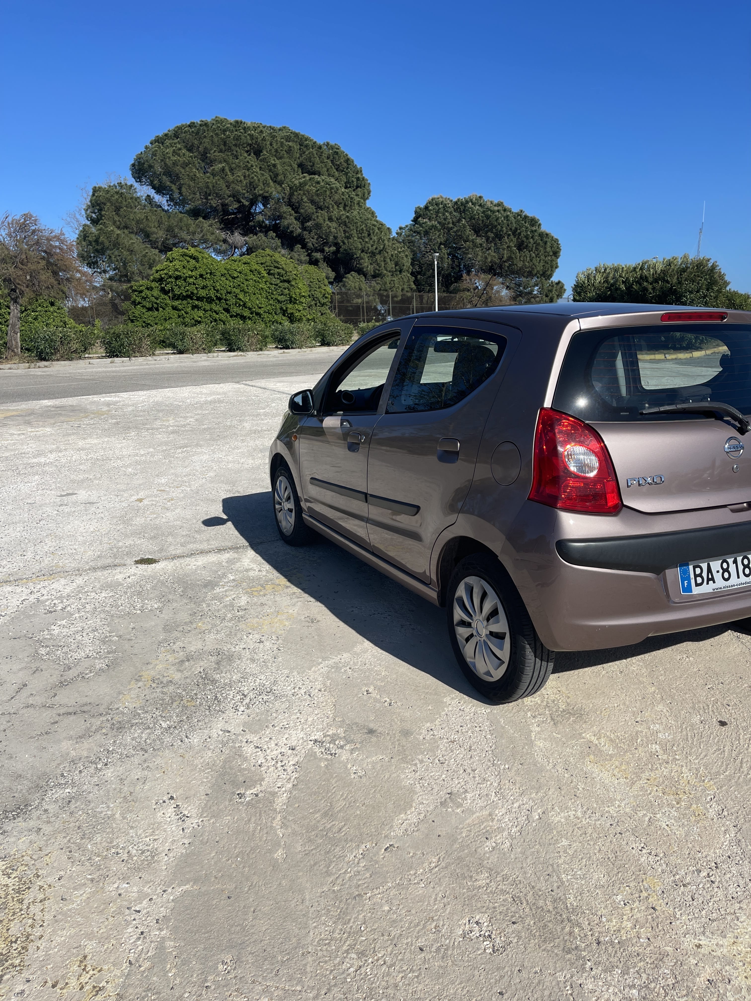 Nissan Pixo Essence avec Siège bébé