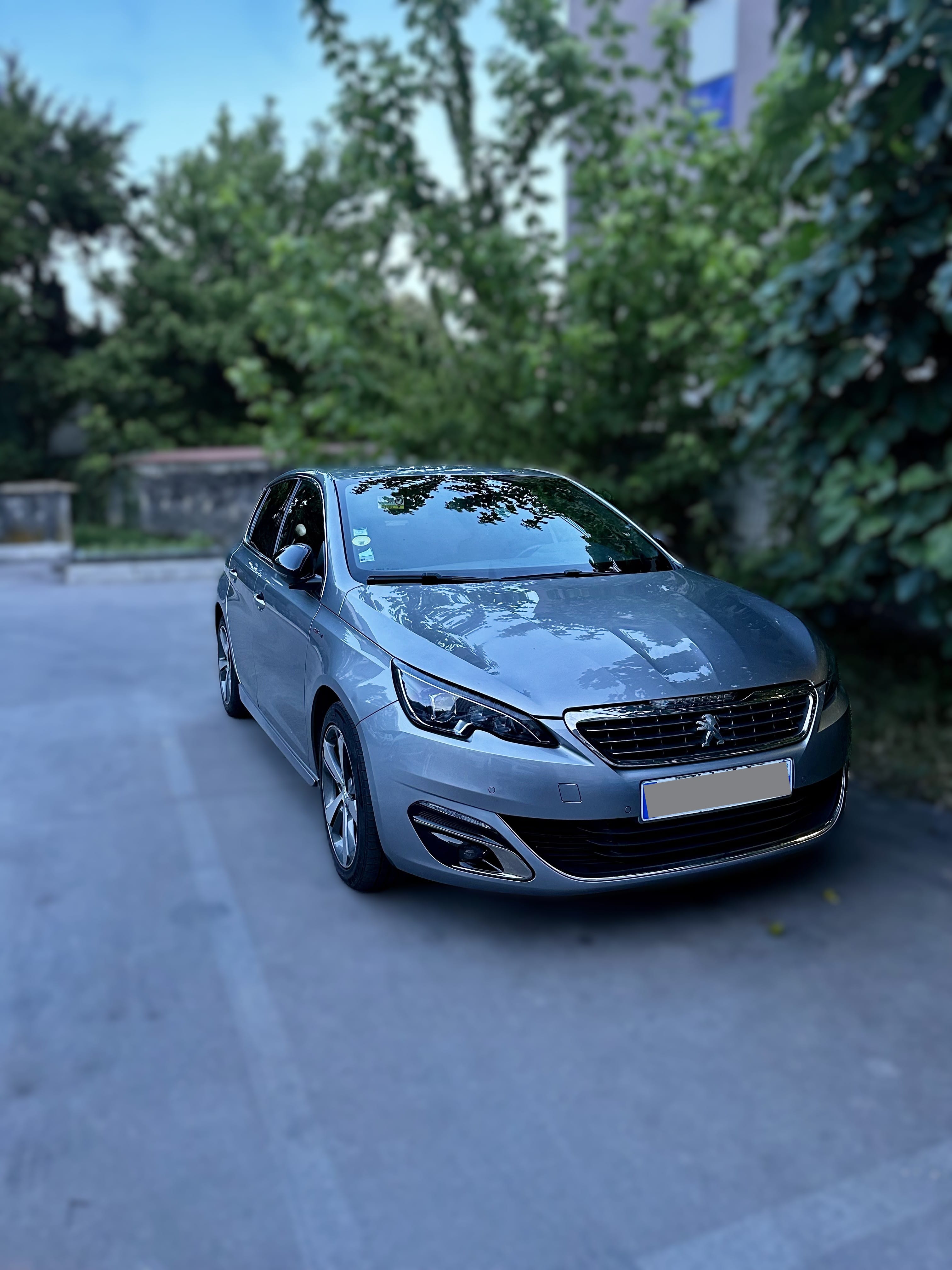 Peugeot 308, 2016, Diesel, automatique