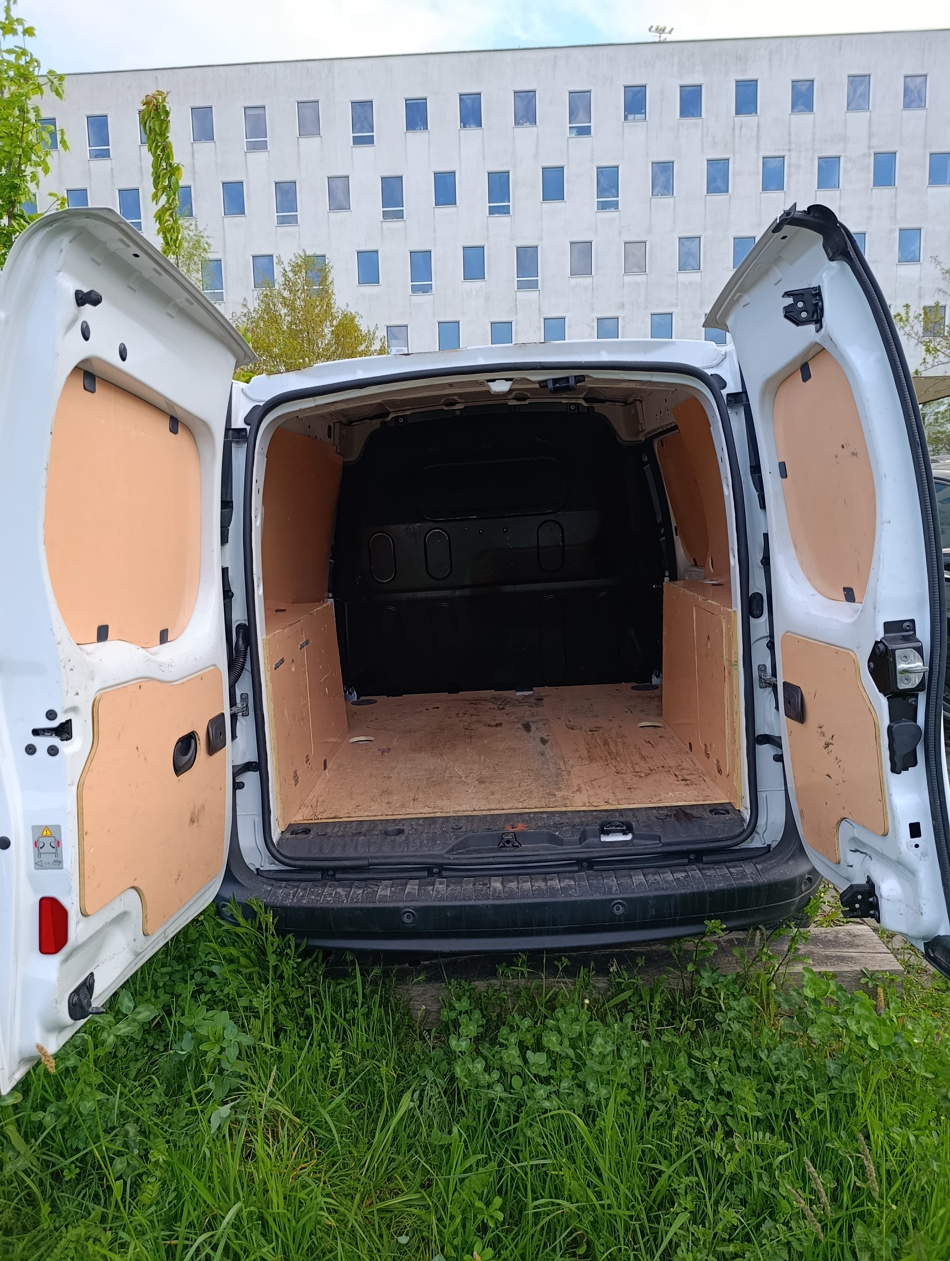 Renault Kangoo Express avec Entrée audio / iPod