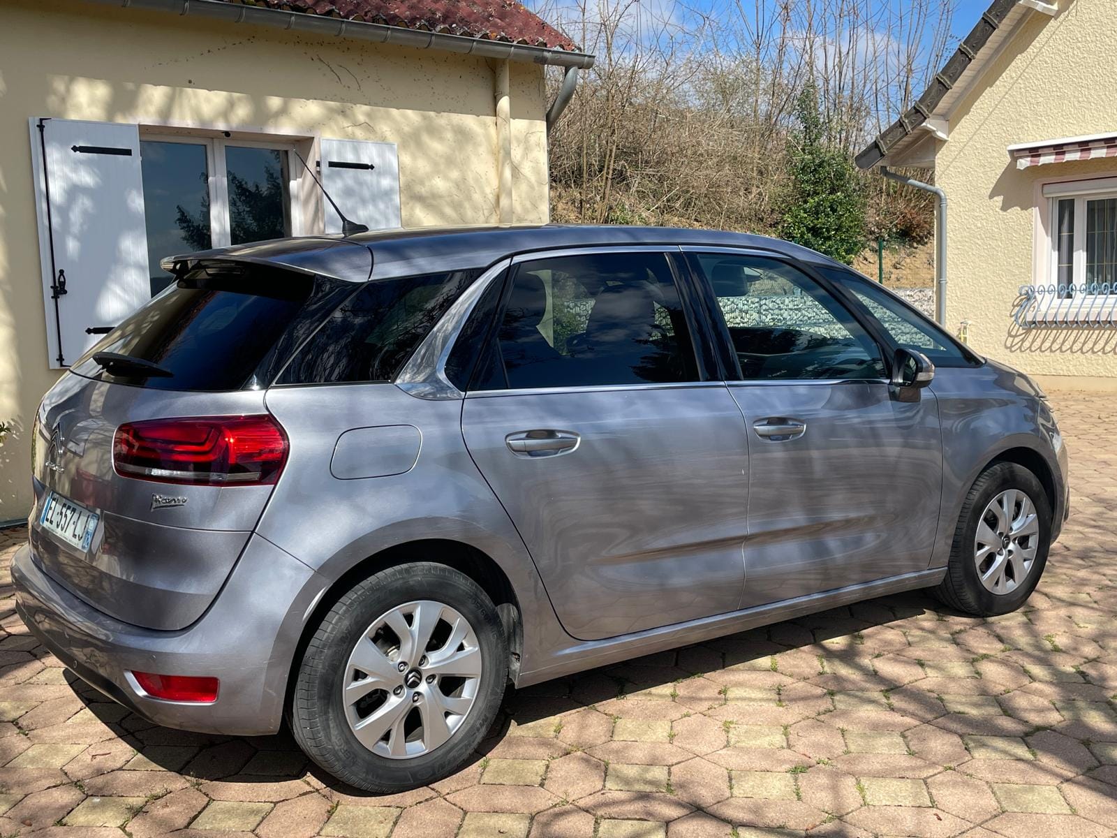 Citroen C4 Picasso avec GPS