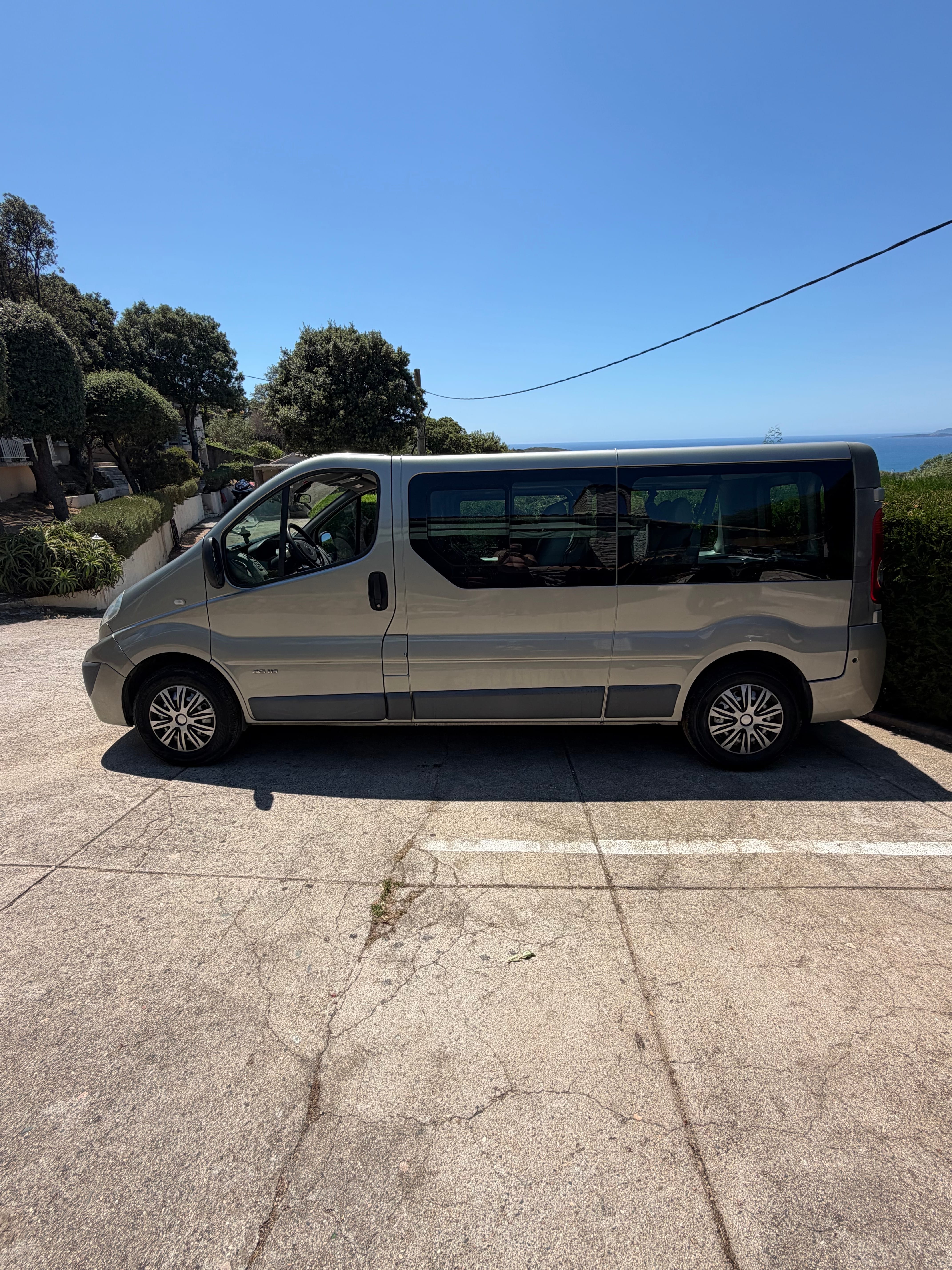Nissan Primastar avec Climatisation
