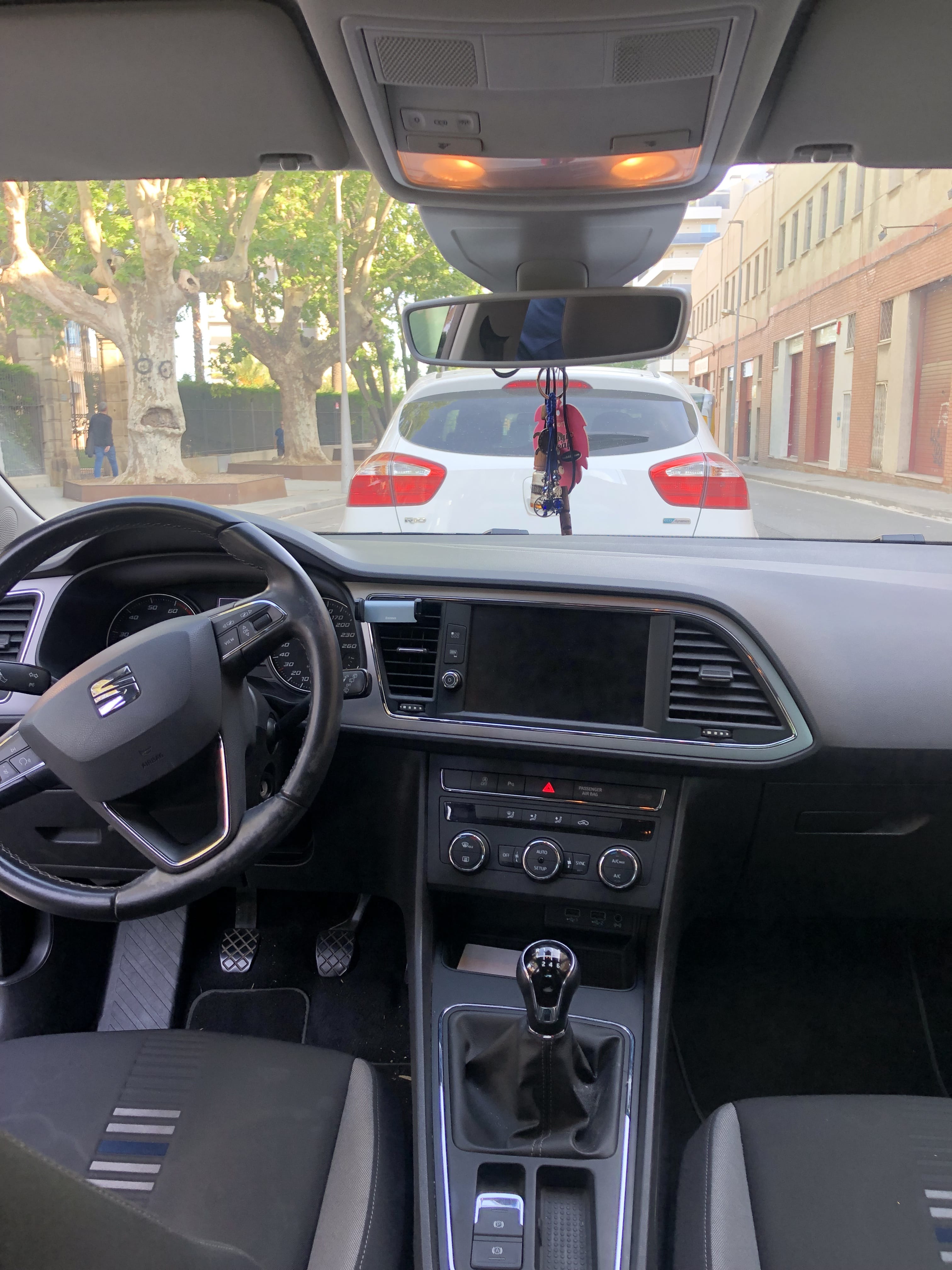 Seat Leon 1.4 TGI with Bluetooth audio