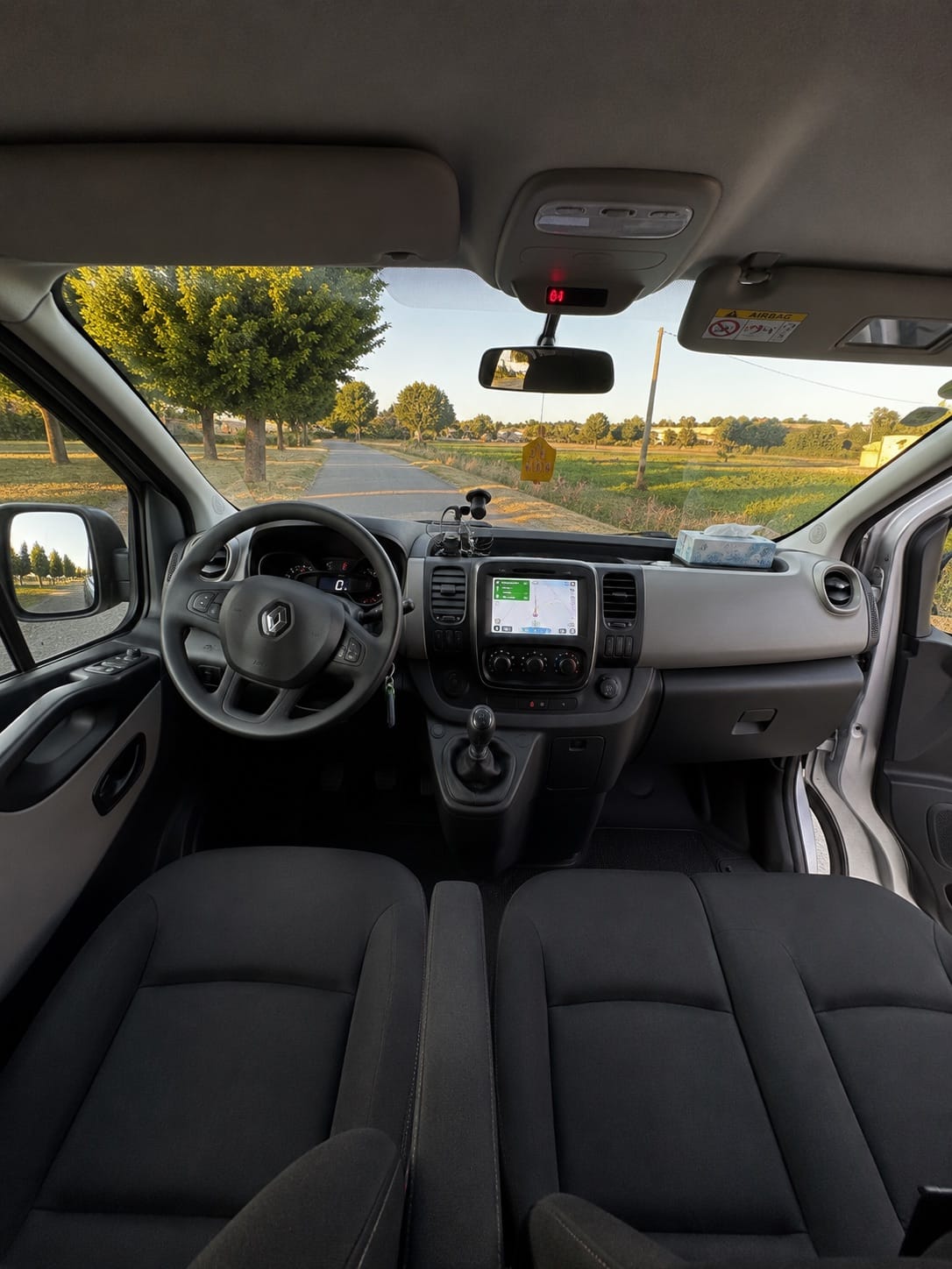 Renault Trafic Passenger avec GPS