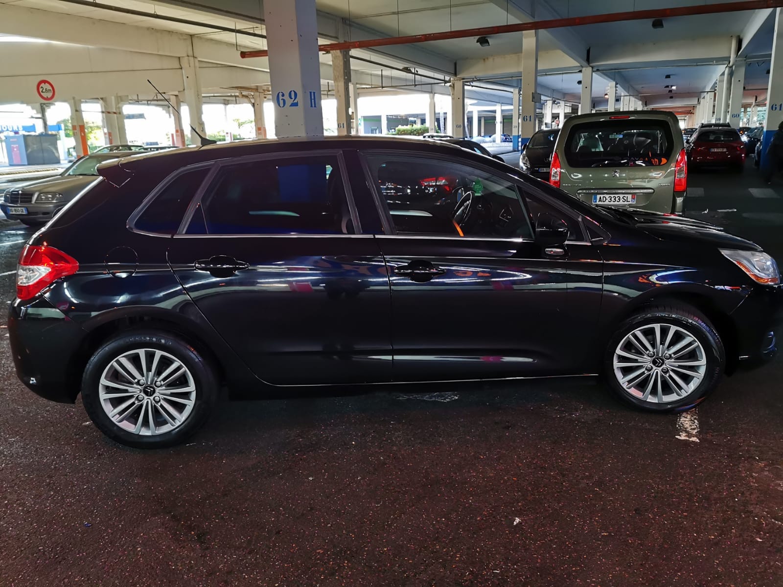 Citroen C4 with Air conditioning