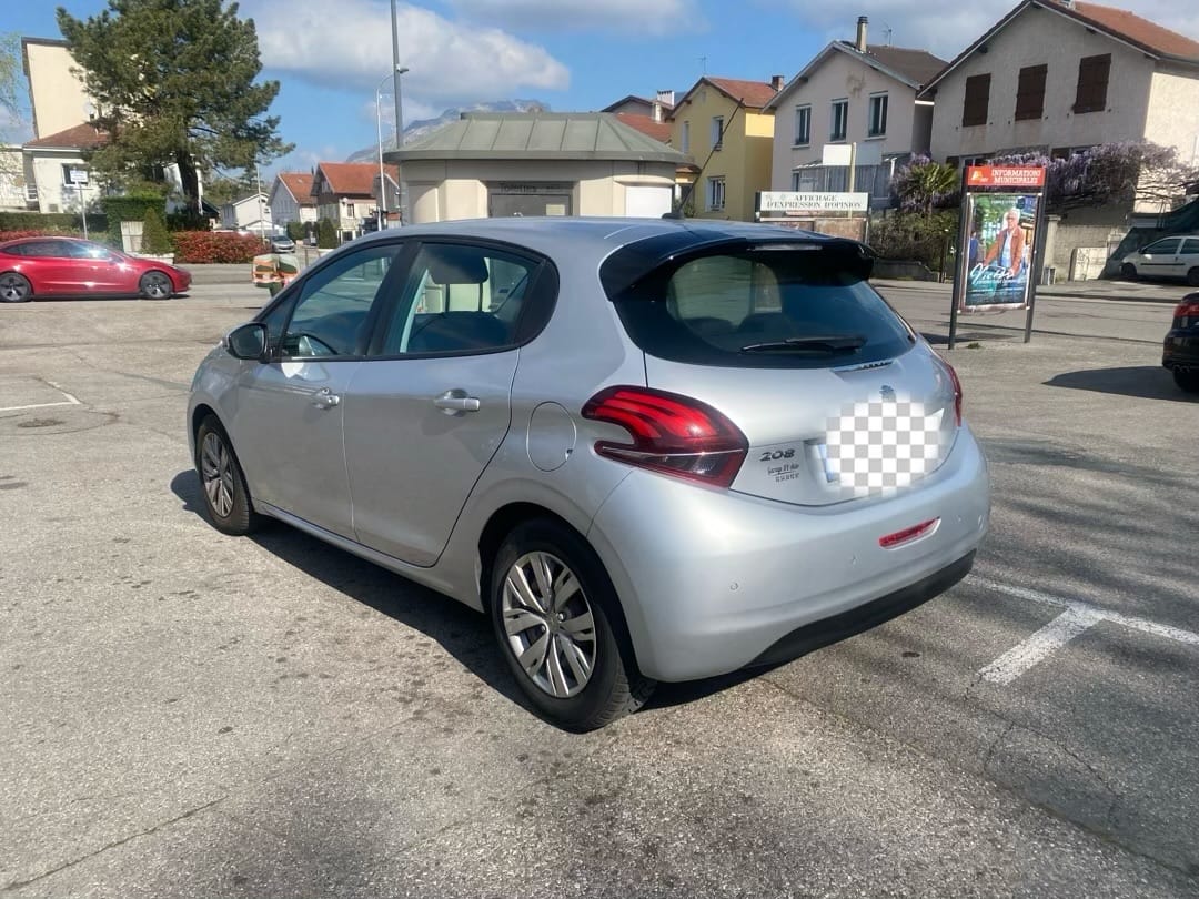 Peugeot 208 avec Régulateur de vitesse