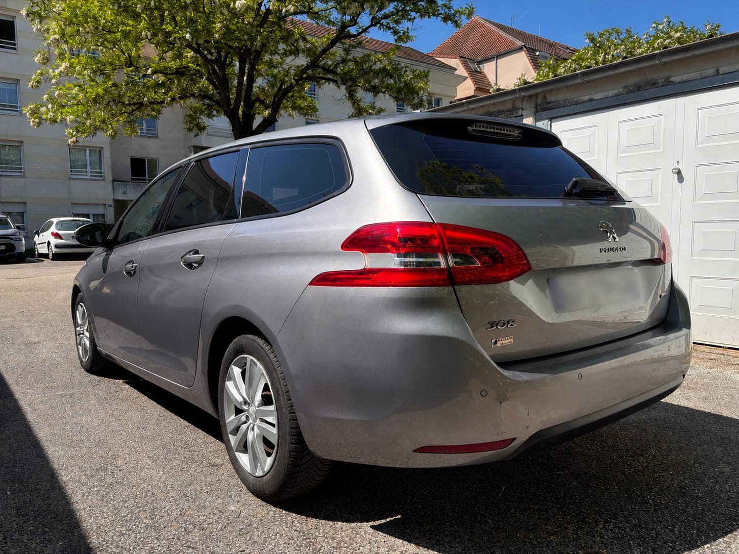 Peugeot 308 SW avec GPS