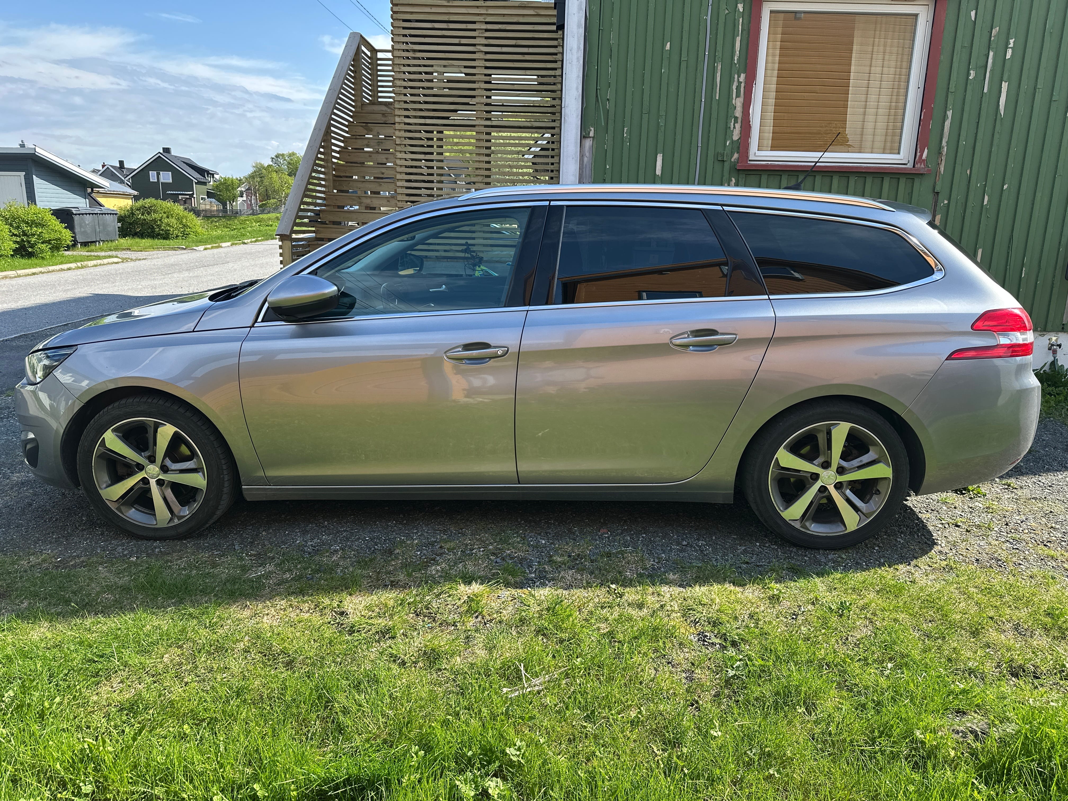Peugeot 308 med Aircondition