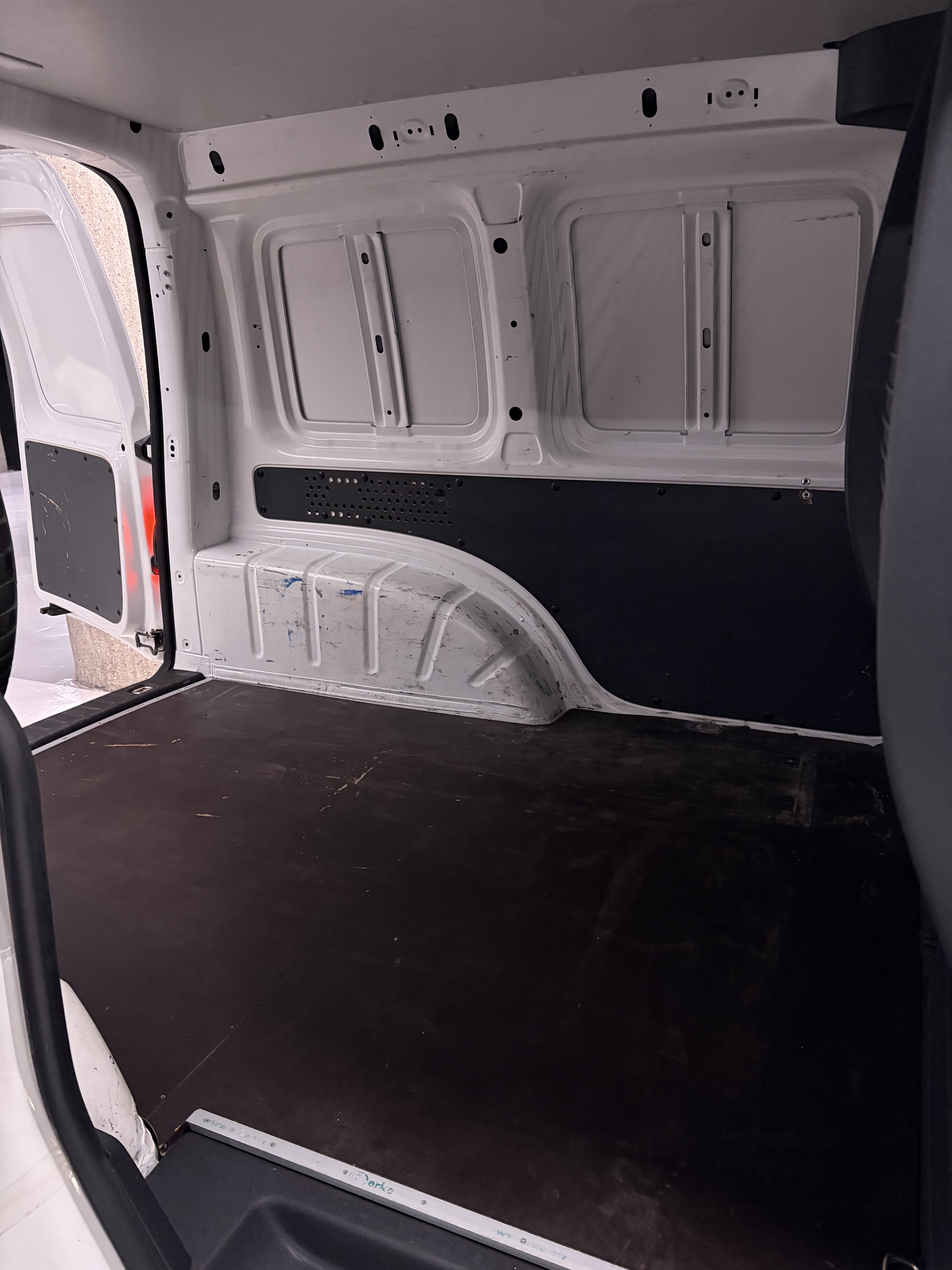 Volkswagen Caddy Van con Entrada de Audio/iPod