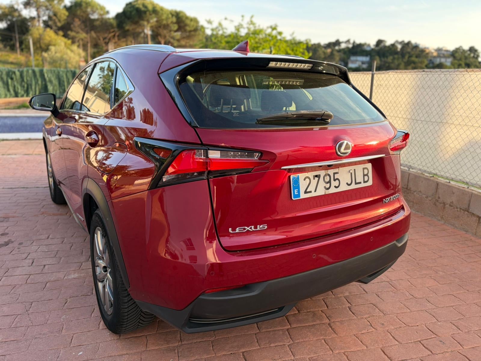 Lexus NX 300h con Cámara de marcha atrás
