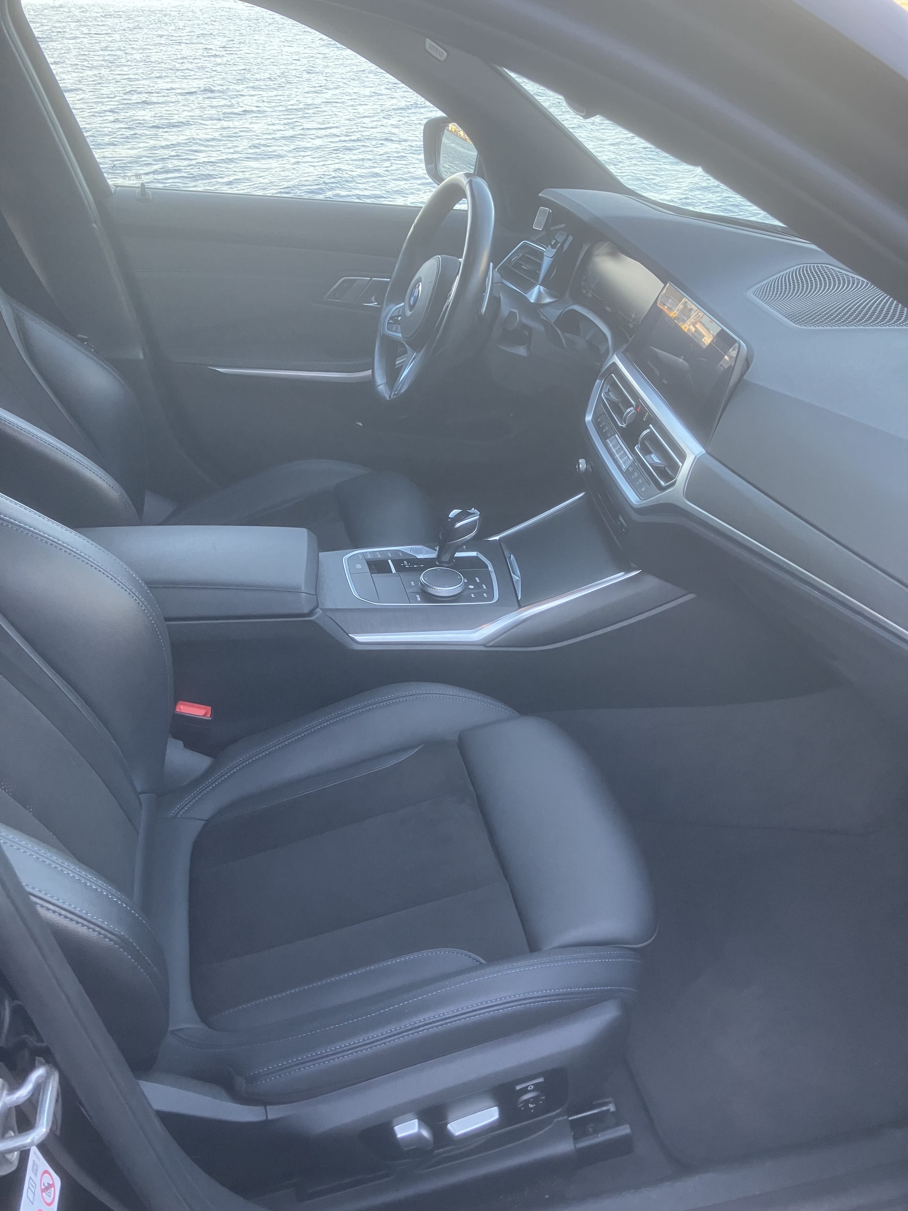 BMW 3 Series 330e xDrive Touring with GPS