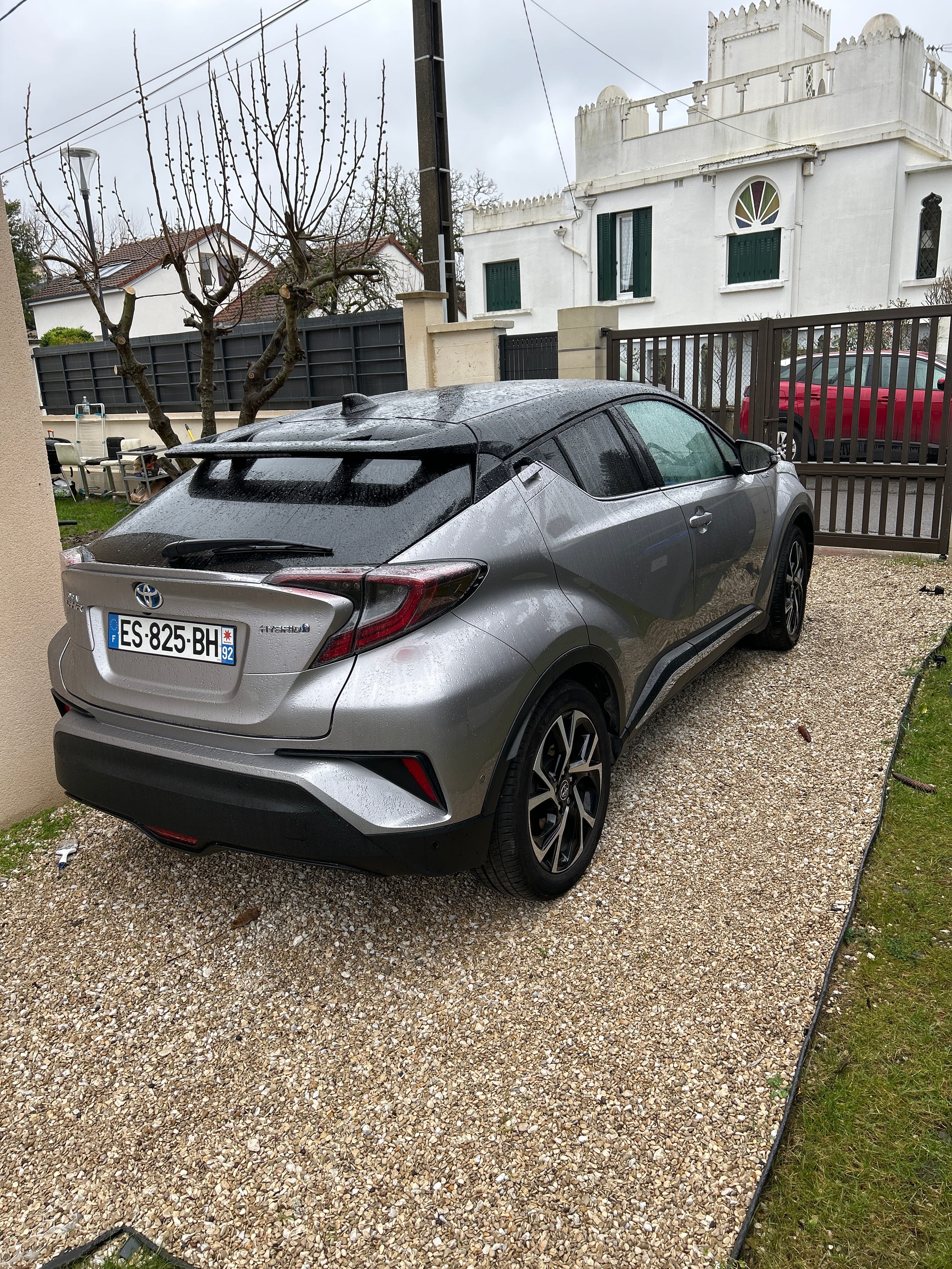 Toyota C-HR avec GPS