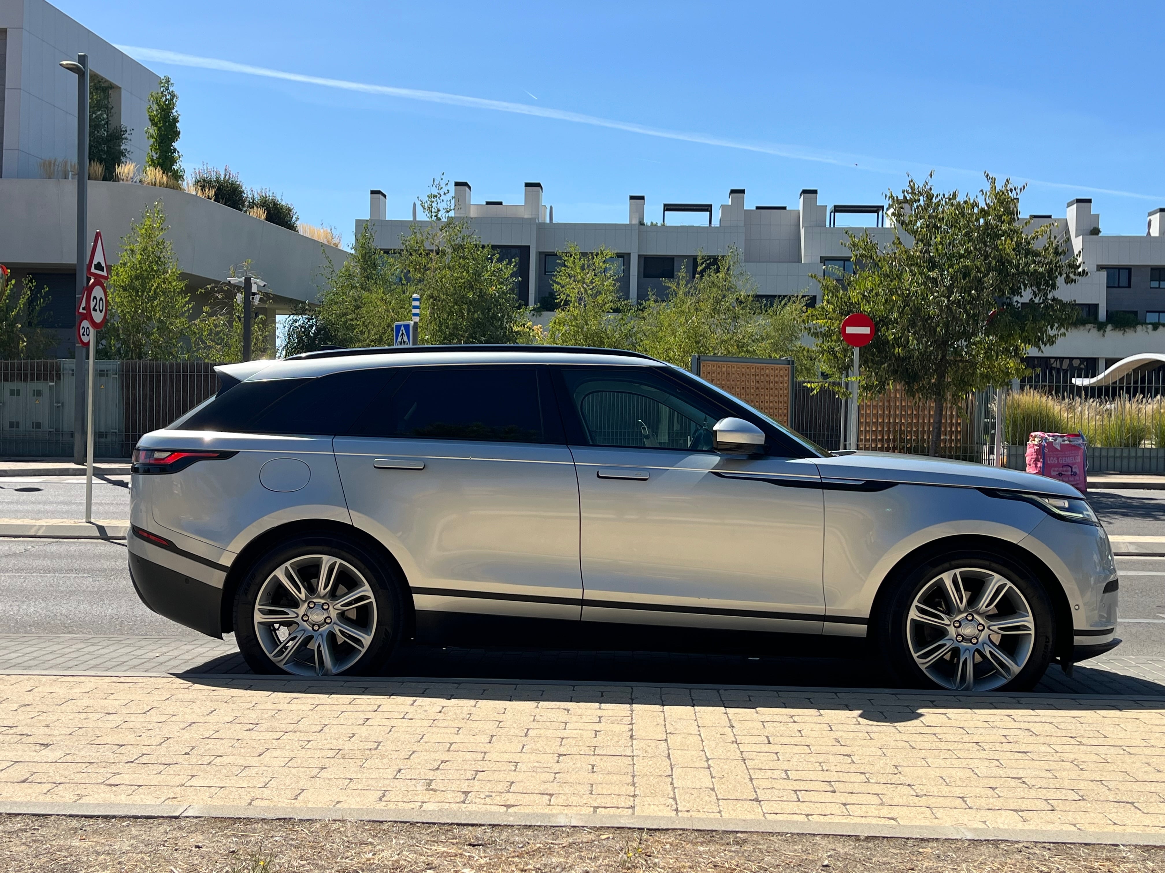 Land-Rover Range Rover Velar con Cámara de marcha atrás