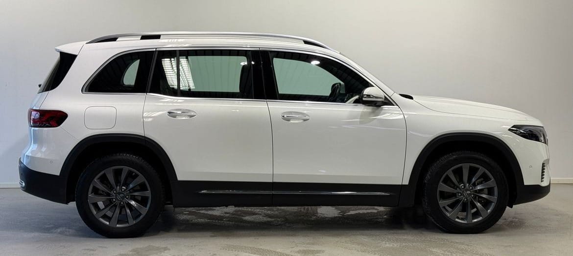 Mercedes-Benz EQB med Aircondition
