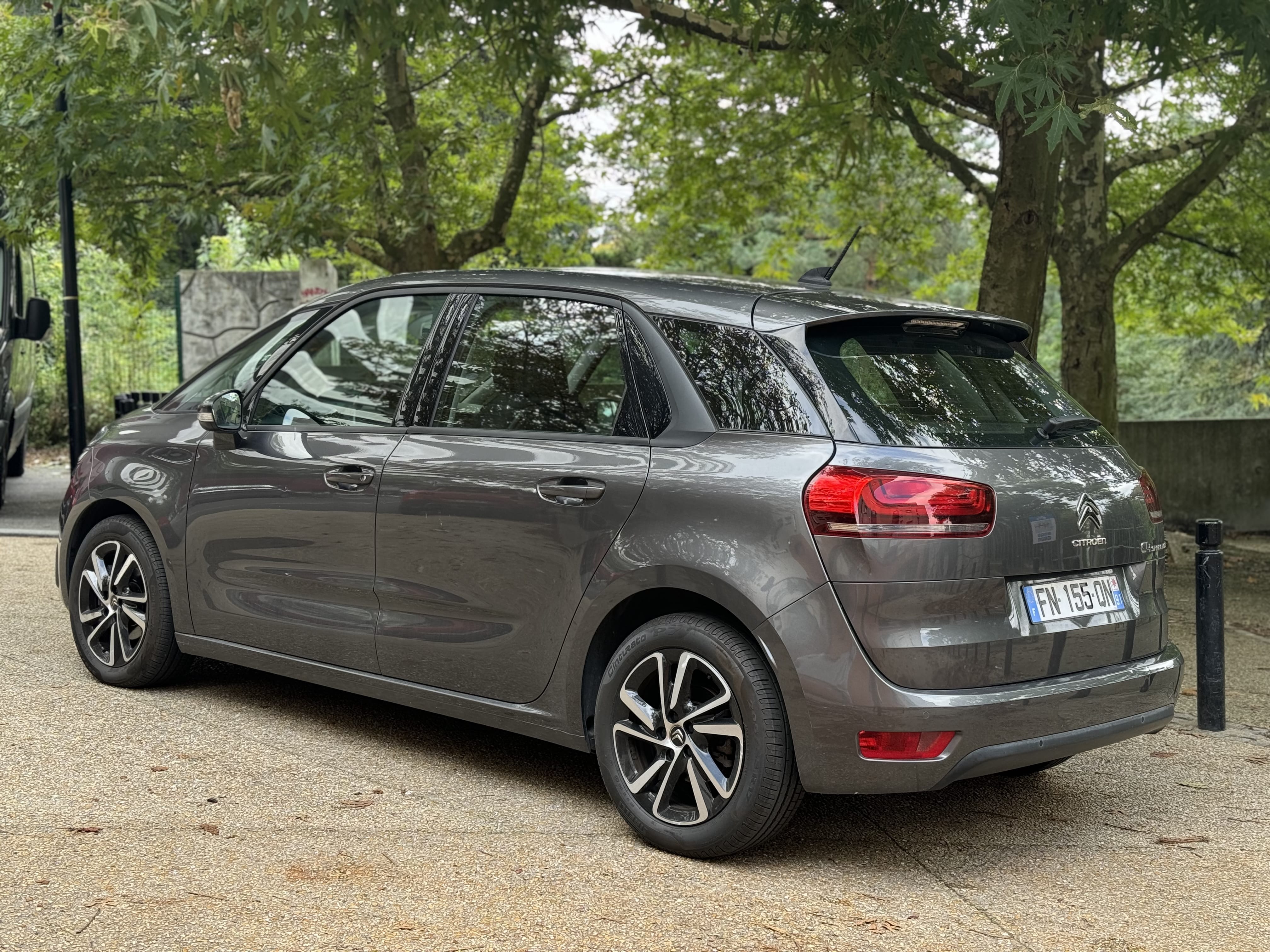 Citroen C4 Spacetourer avec GPS