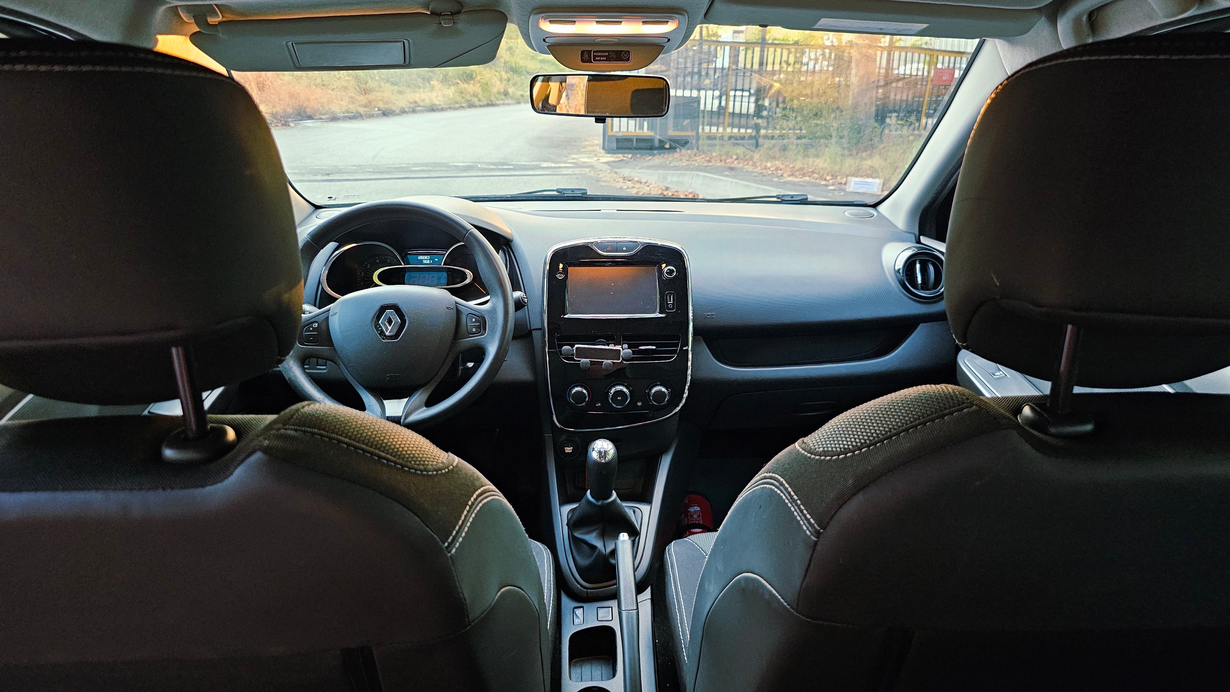 Renault Clio Estate avec GPS