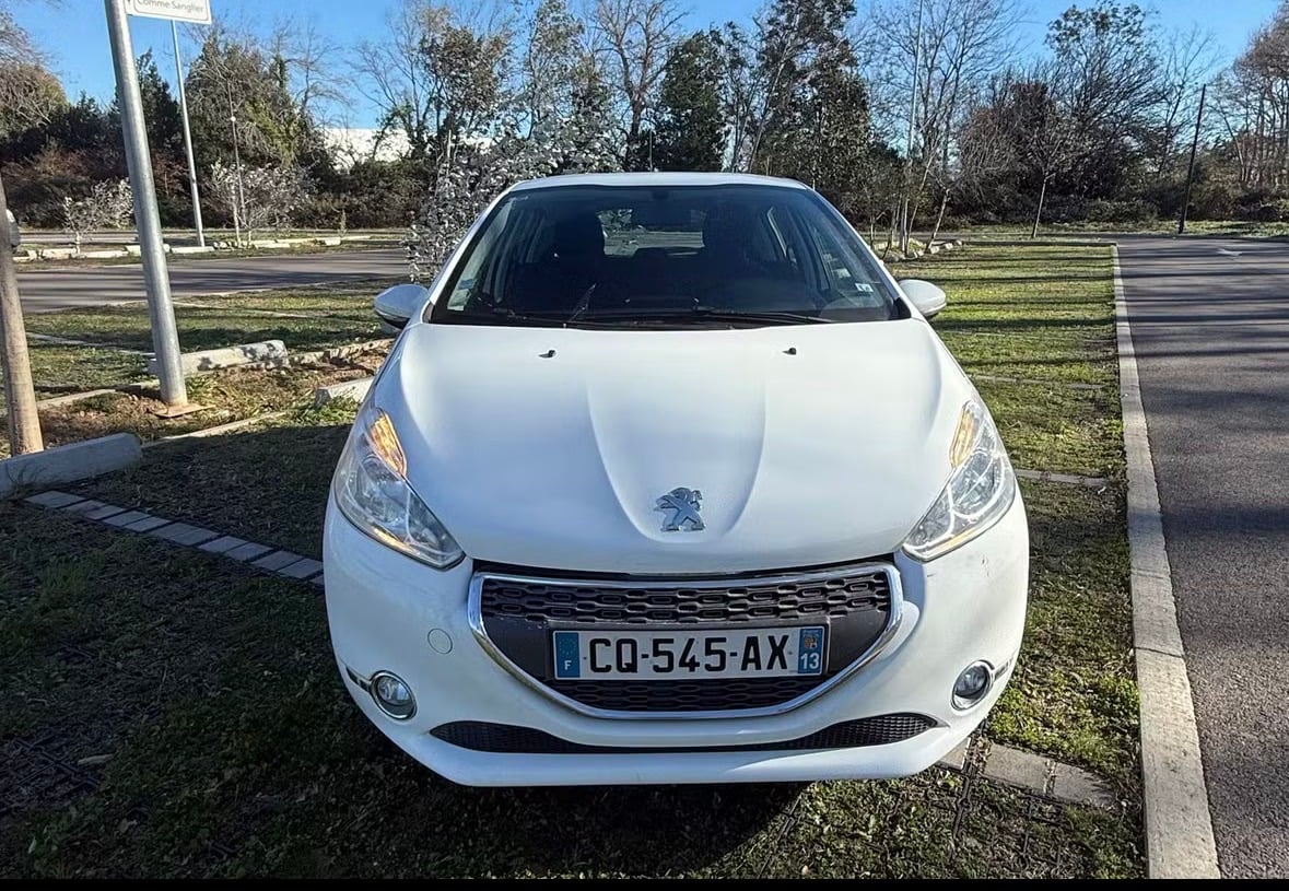 Peugeot 208 avec Régulateur de vitesse