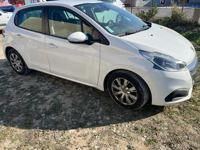 Peugeot 208, 2019, Diesel