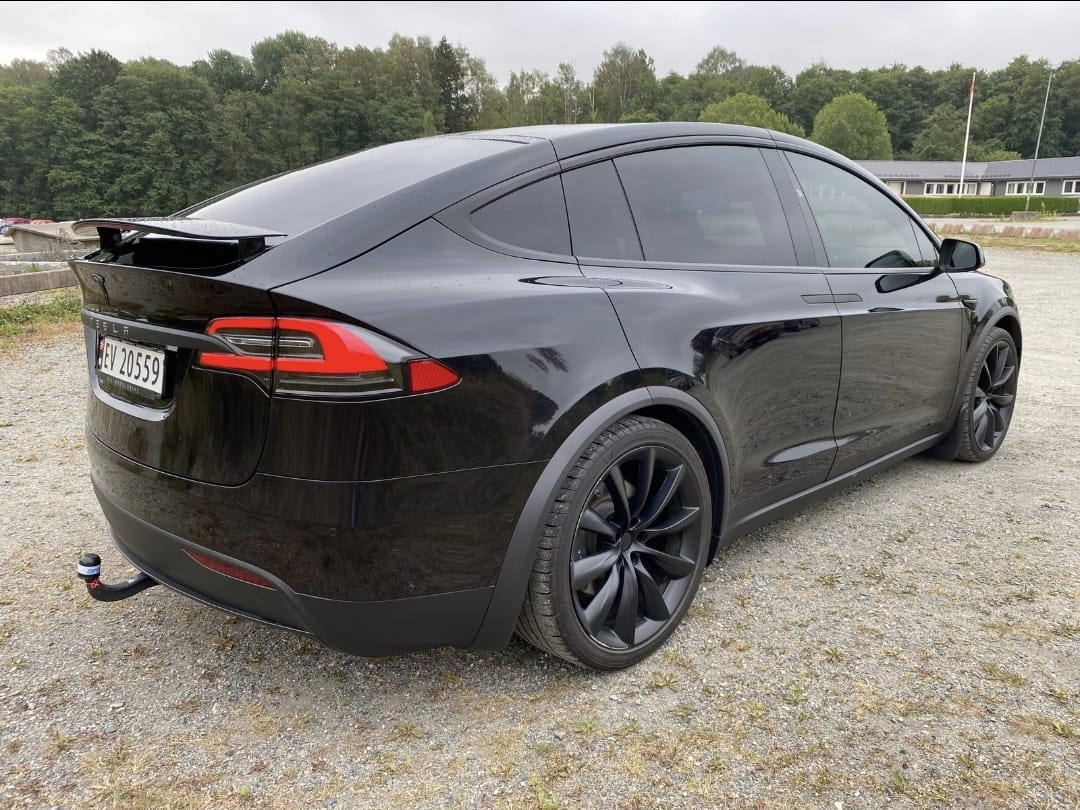 Tesla Model X 75D med GPS