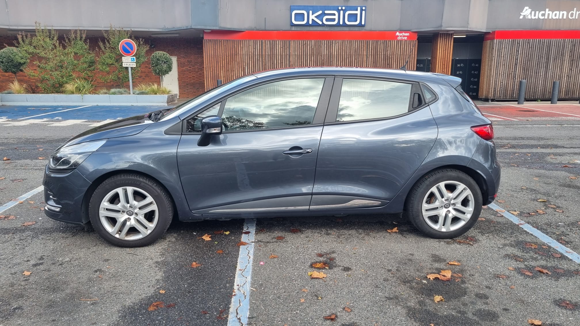 Renault Clio avec Climatisation
